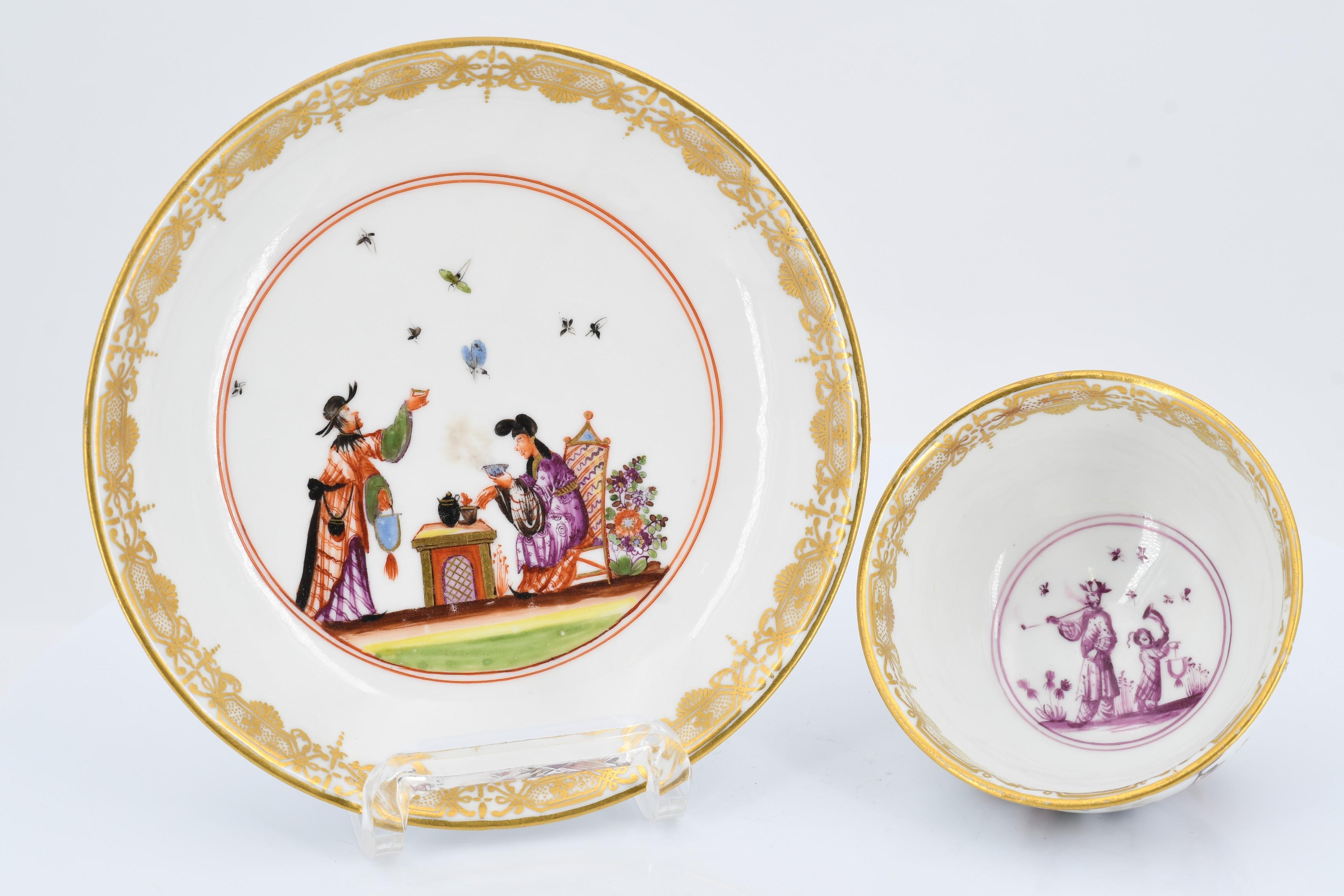 Tea bowl and saucer with chinoiseries - Image 6 of 7