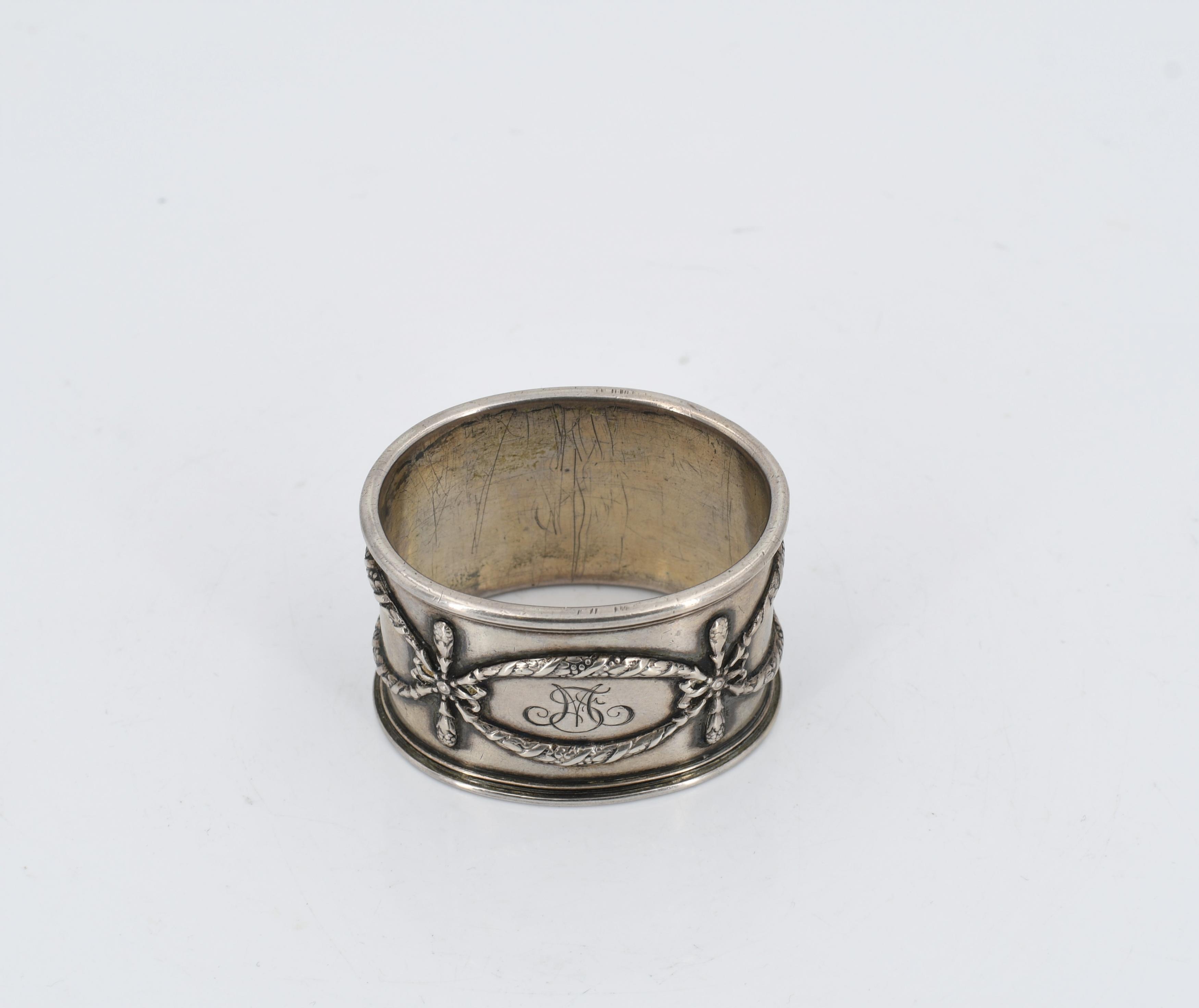Napkin Ring with Laurel décor - Image 6 of 6