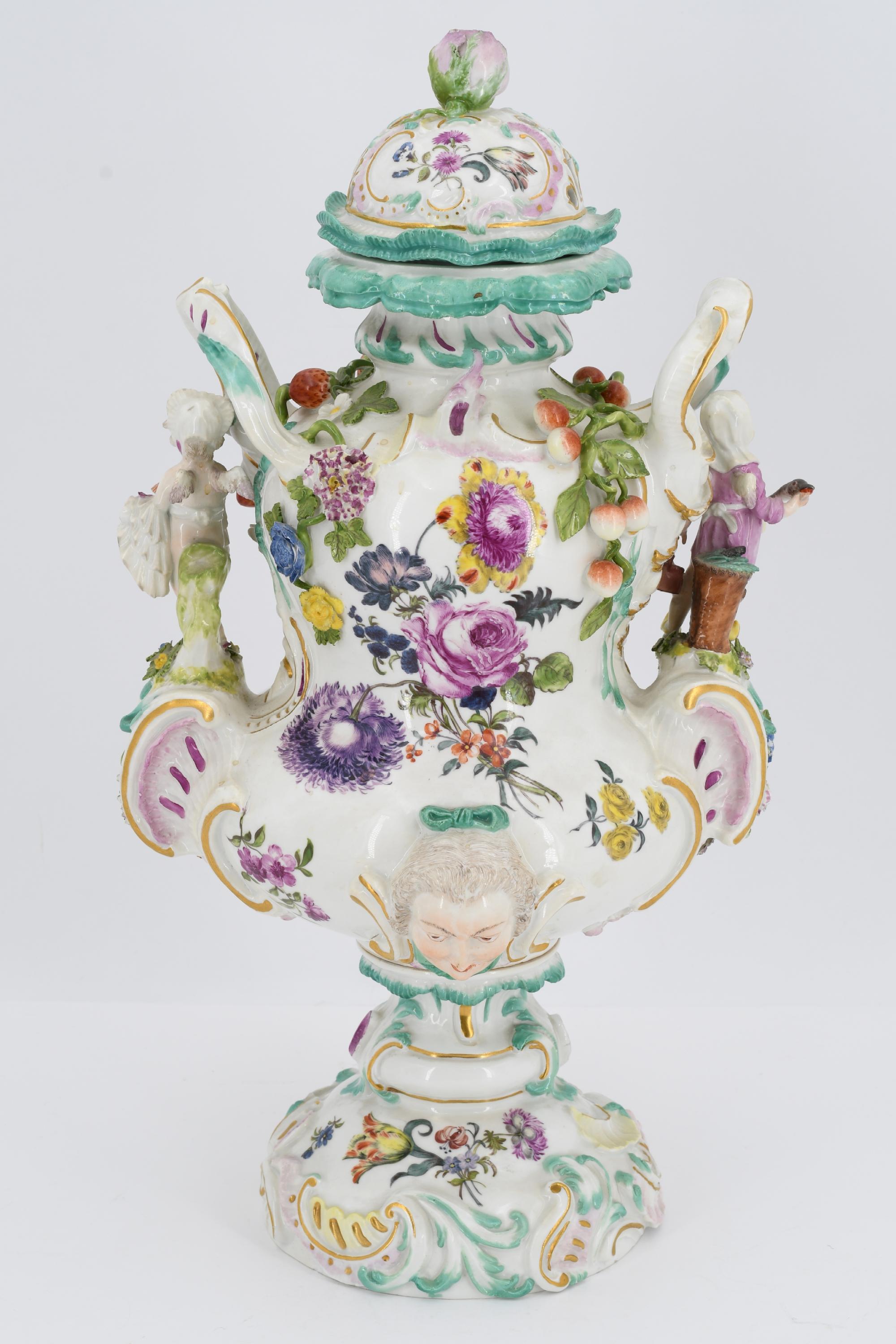 One large and two small porcelain potpourri vases with figural decor - Image 17 of 20