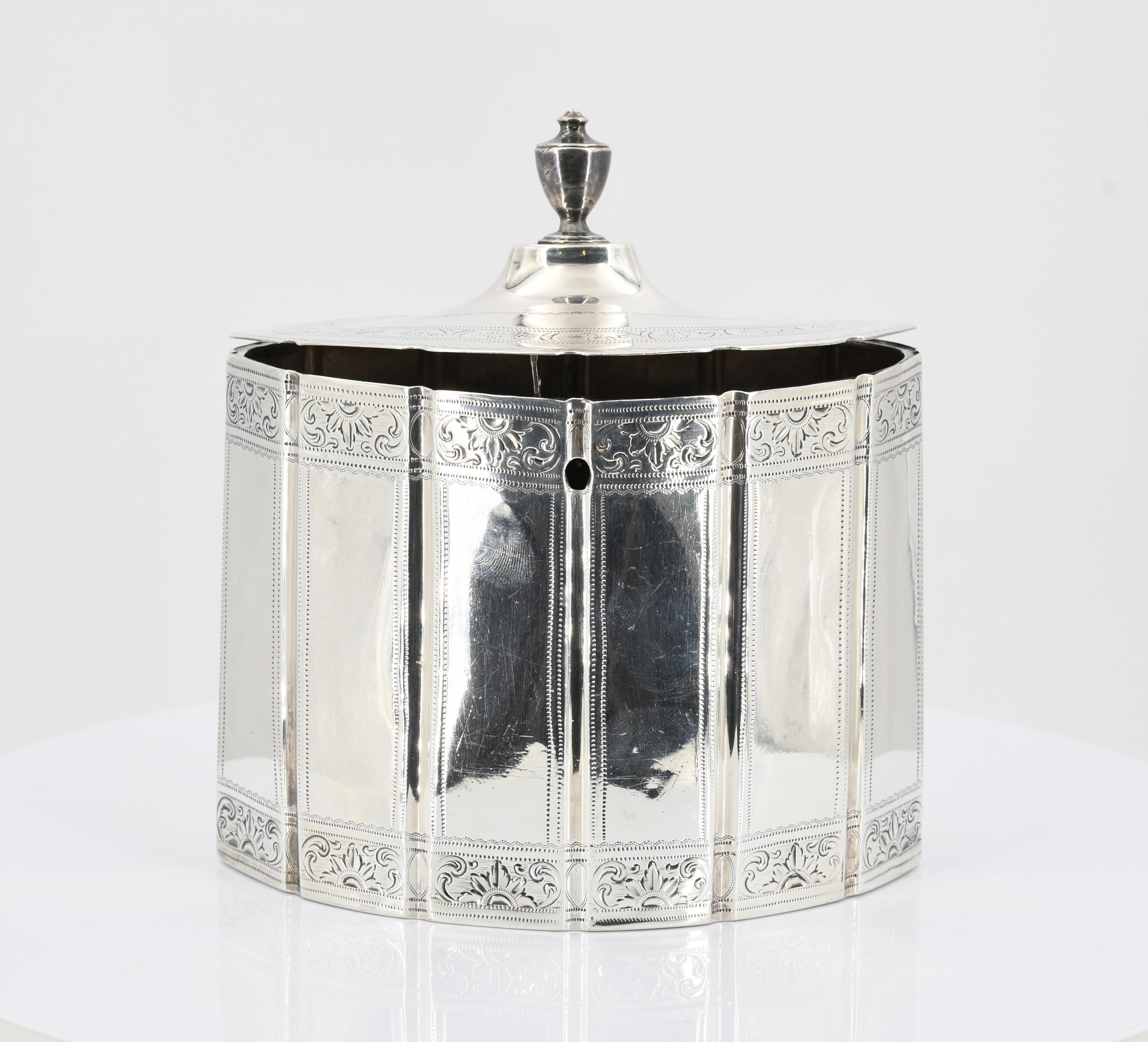 Oval George III tea caddy and footed sugar bowl - Image 8 of 13