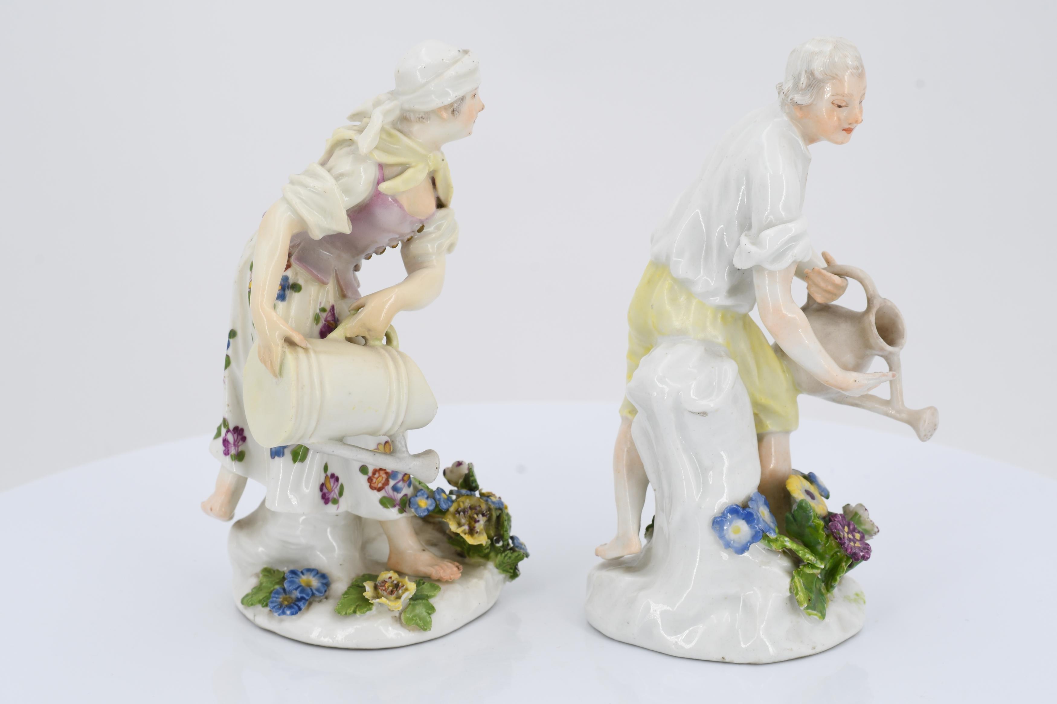 Porcelain figurines of male and female gardener - Image 5 of 6