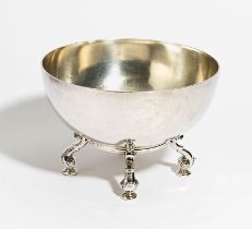 Footed ice bowl