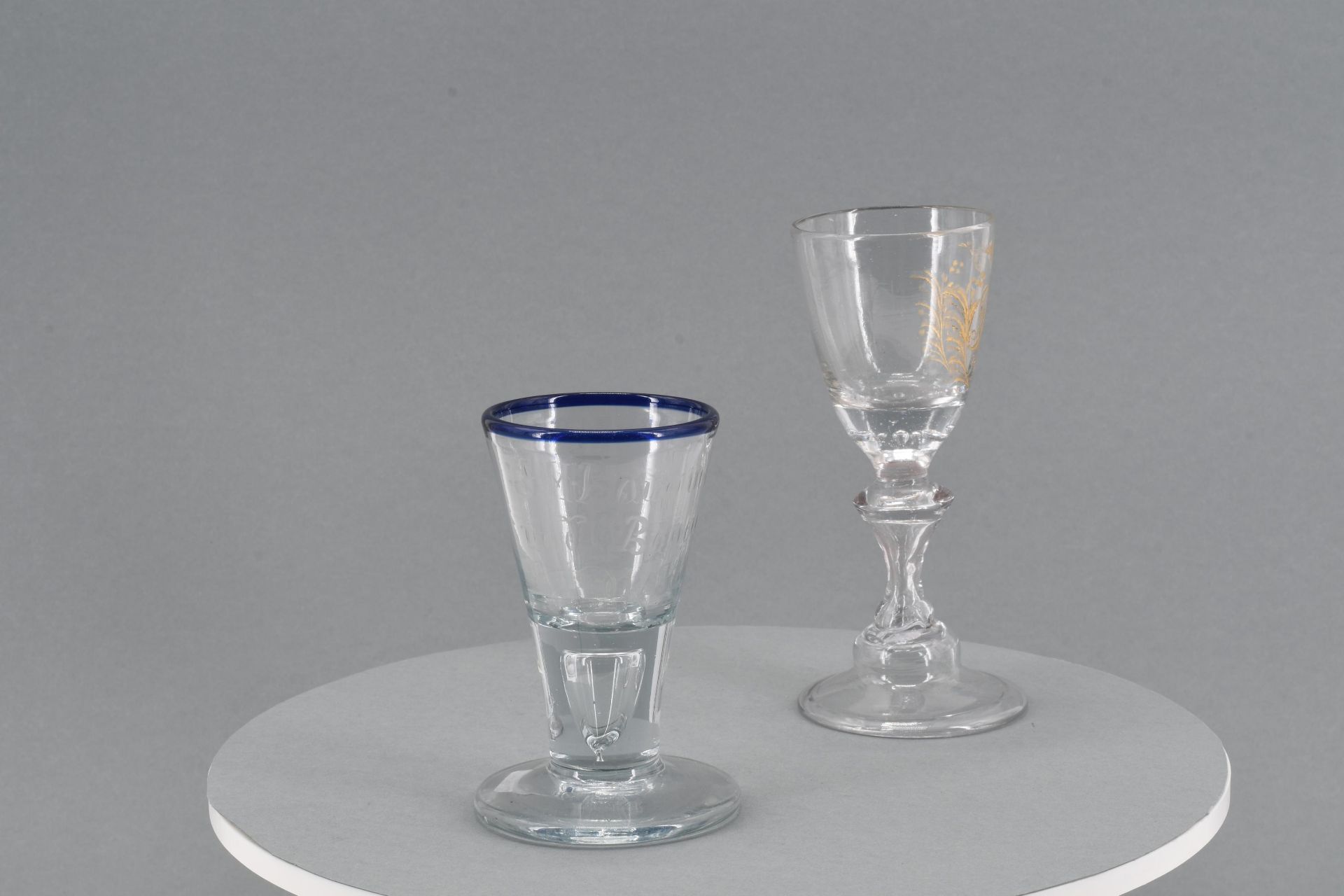 Goblet with monogram and schnapps glass with blue rim - Image 6 of 15