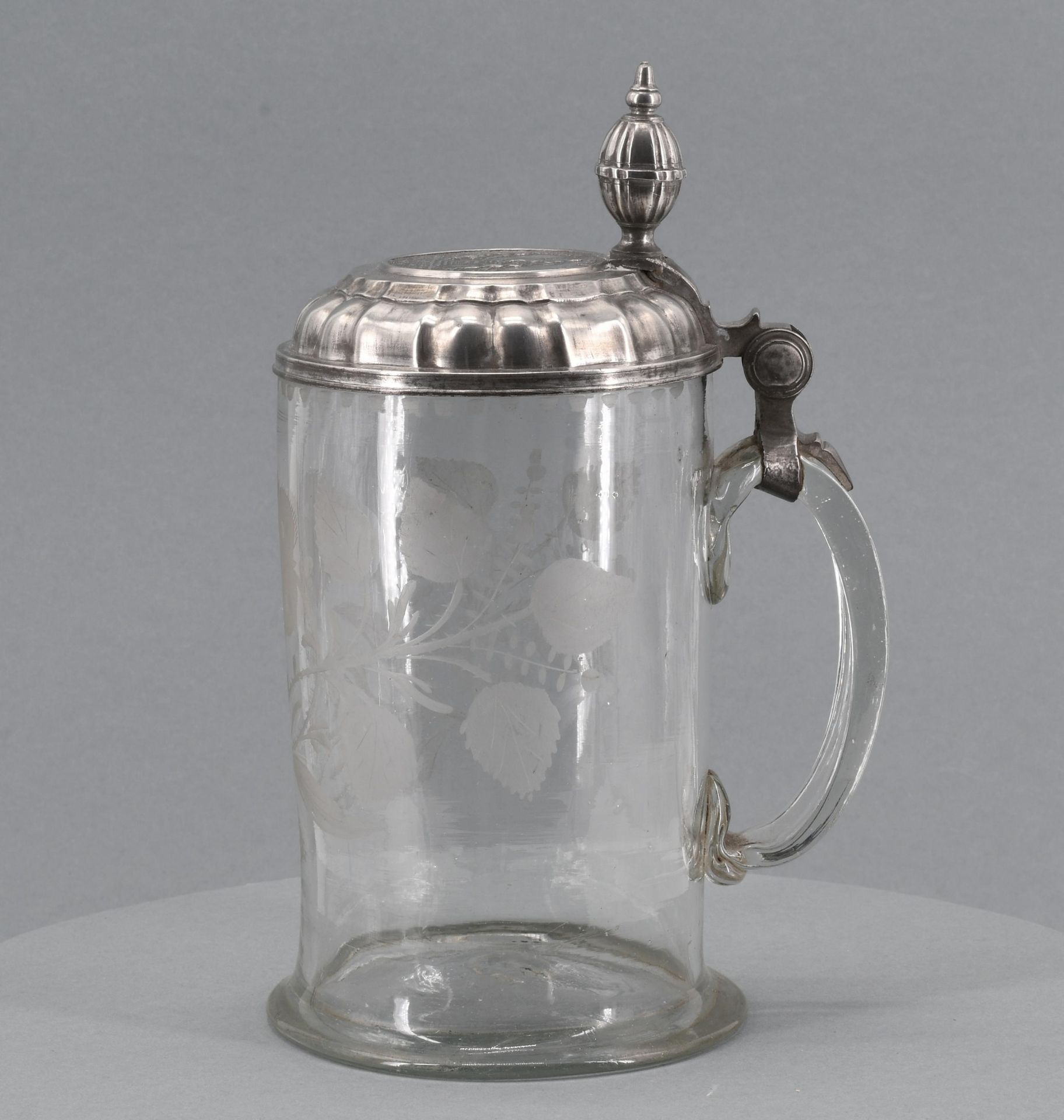 Glass tankard