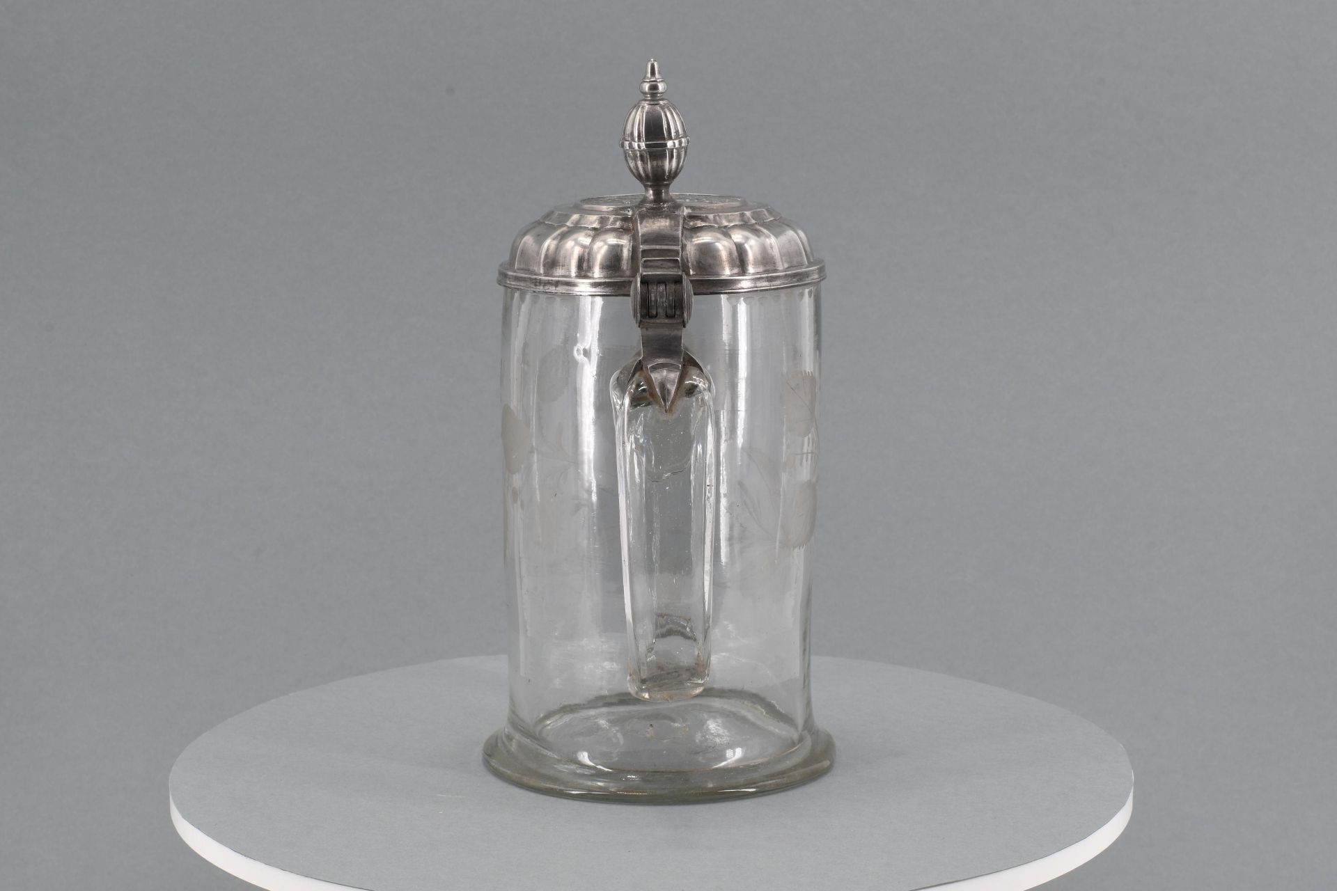 Glass tankard - Image 2 of 6