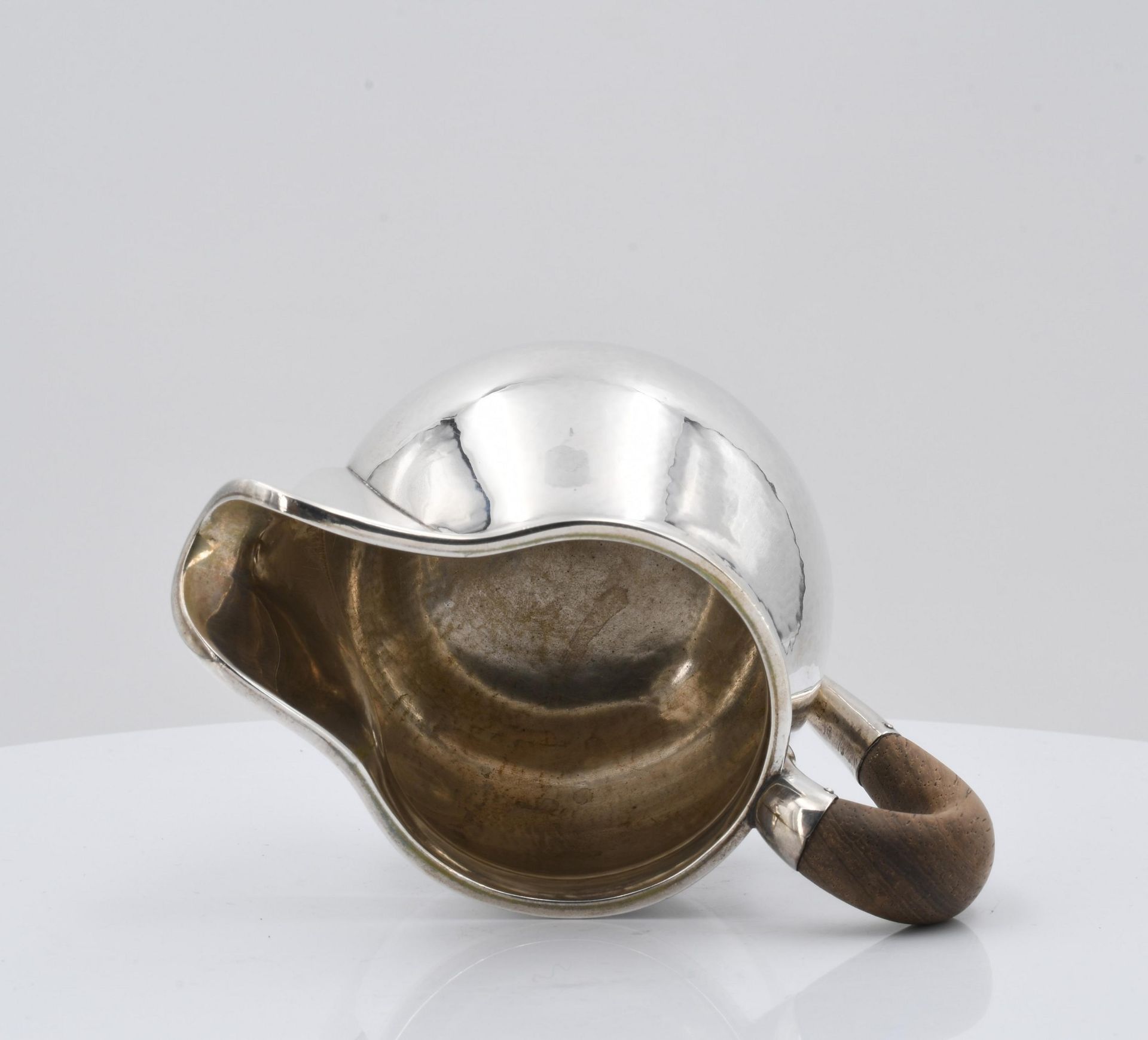 Coffee set with martellé surface and vegetal knobs - Image 20 of 21