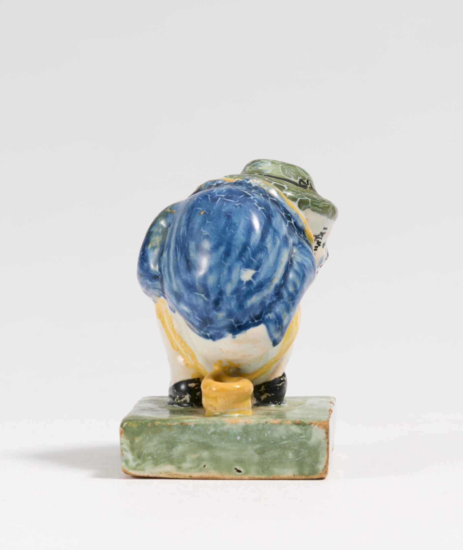 Small figurine of squatting man on chamber pot - Image 4 of 4