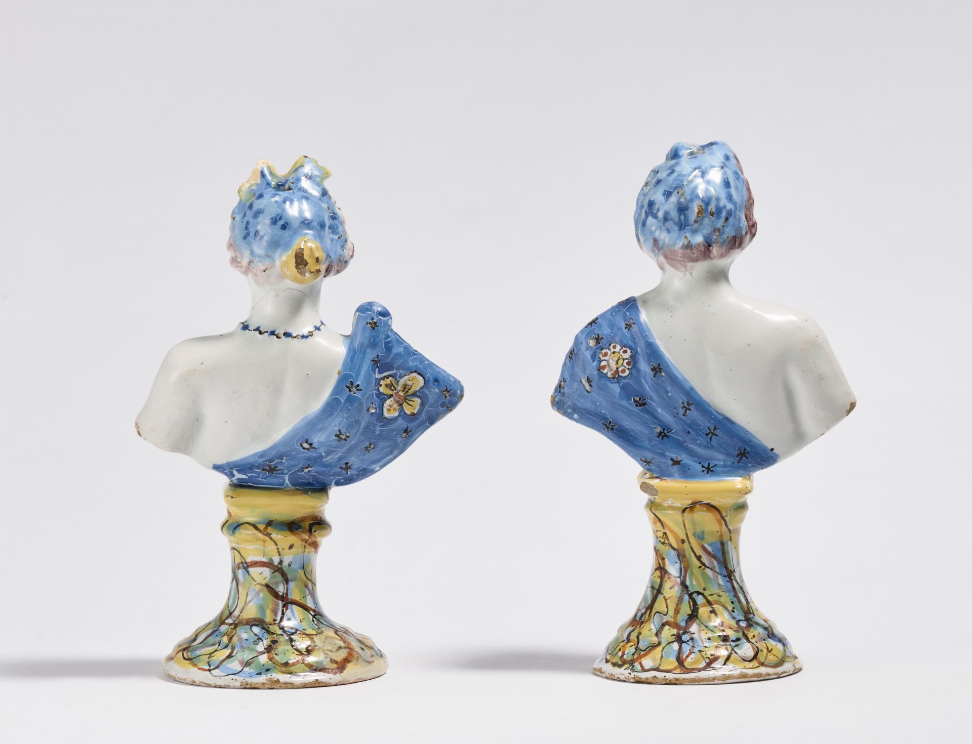 Small bust of man and woman in antique robes - Image 2 of 2