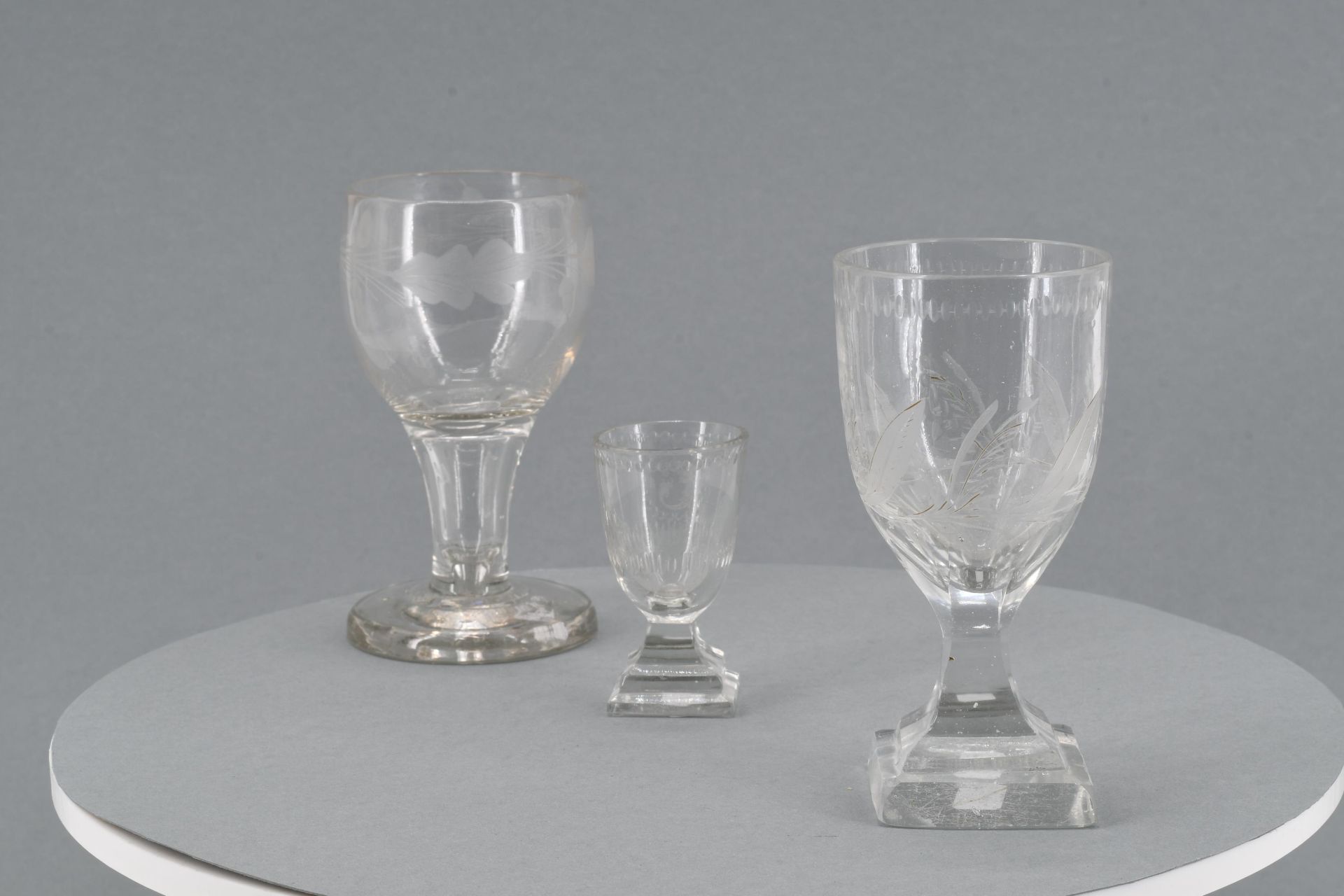Goblet with monogram and schnapps glass with blue rim - Image 10 of 15