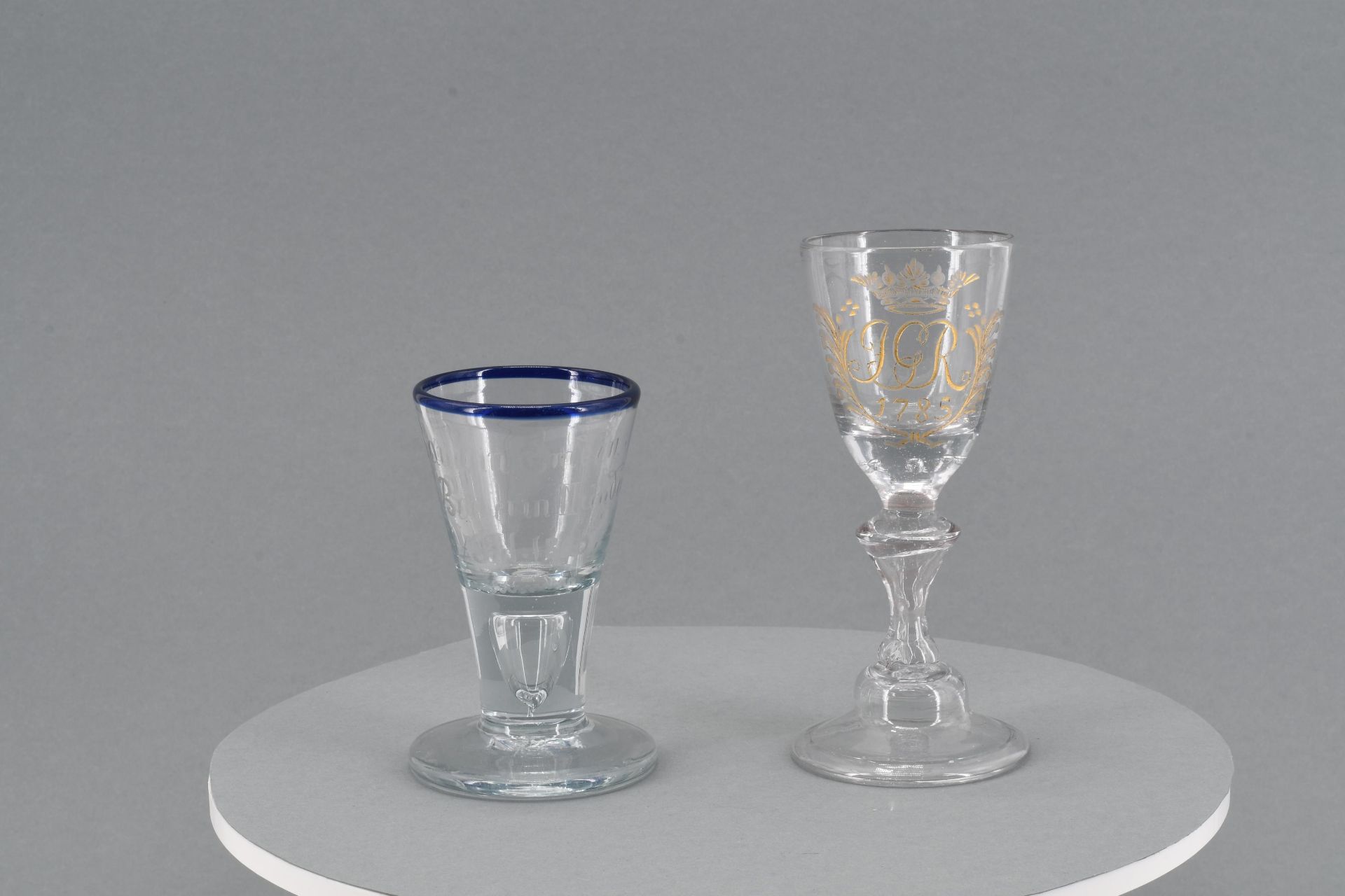 Goblet with monogram and schnapps glass with blue rim - Image 2 of 15