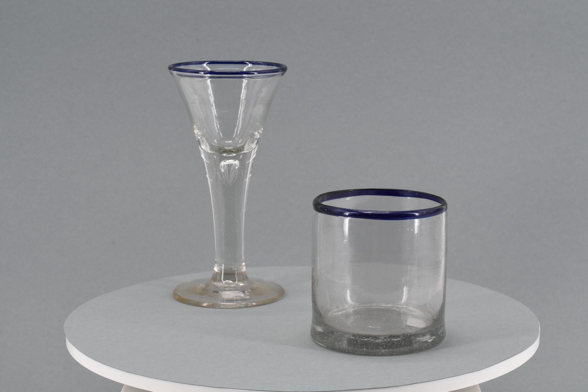 Two glasses with blue rim - Image 3 of 6