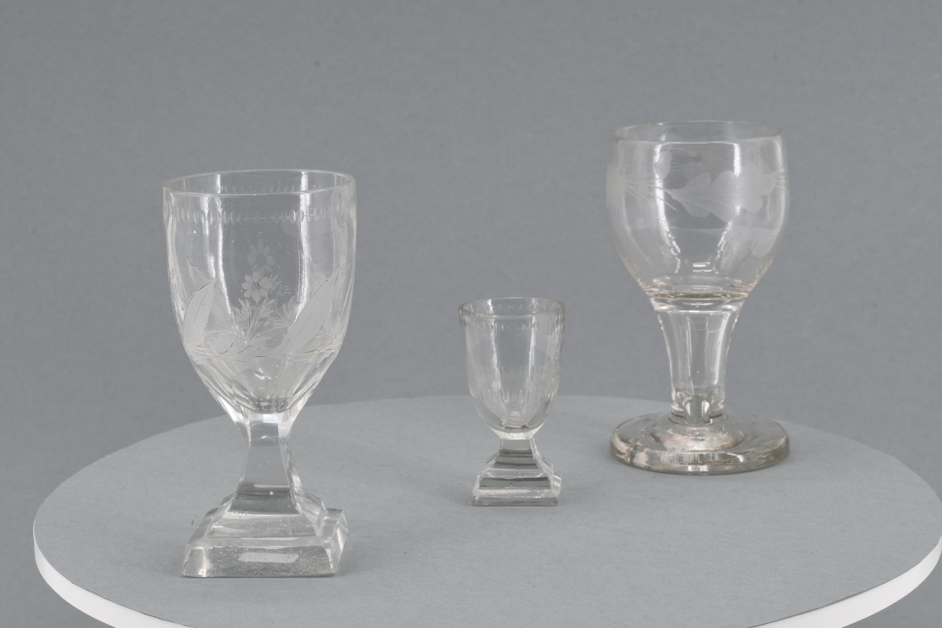 Goblet with monogram and schnapps glass with blue rim - Image 11 of 15