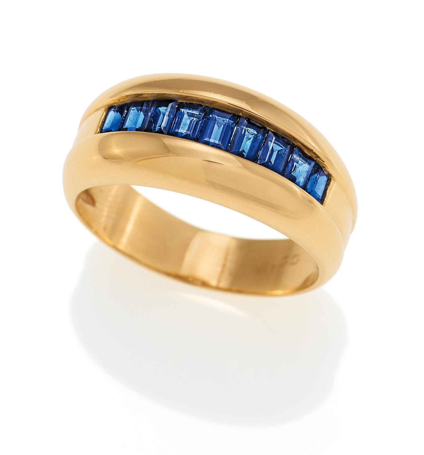 Sapphire ring