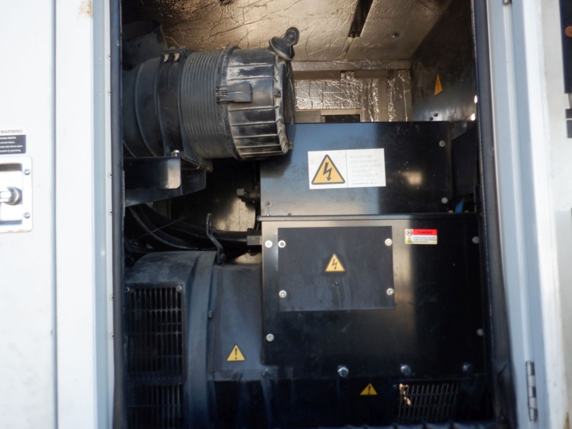 2014 HiPower Airgas HRJW145T6 96 KVA Generator, - Image 7 of 13