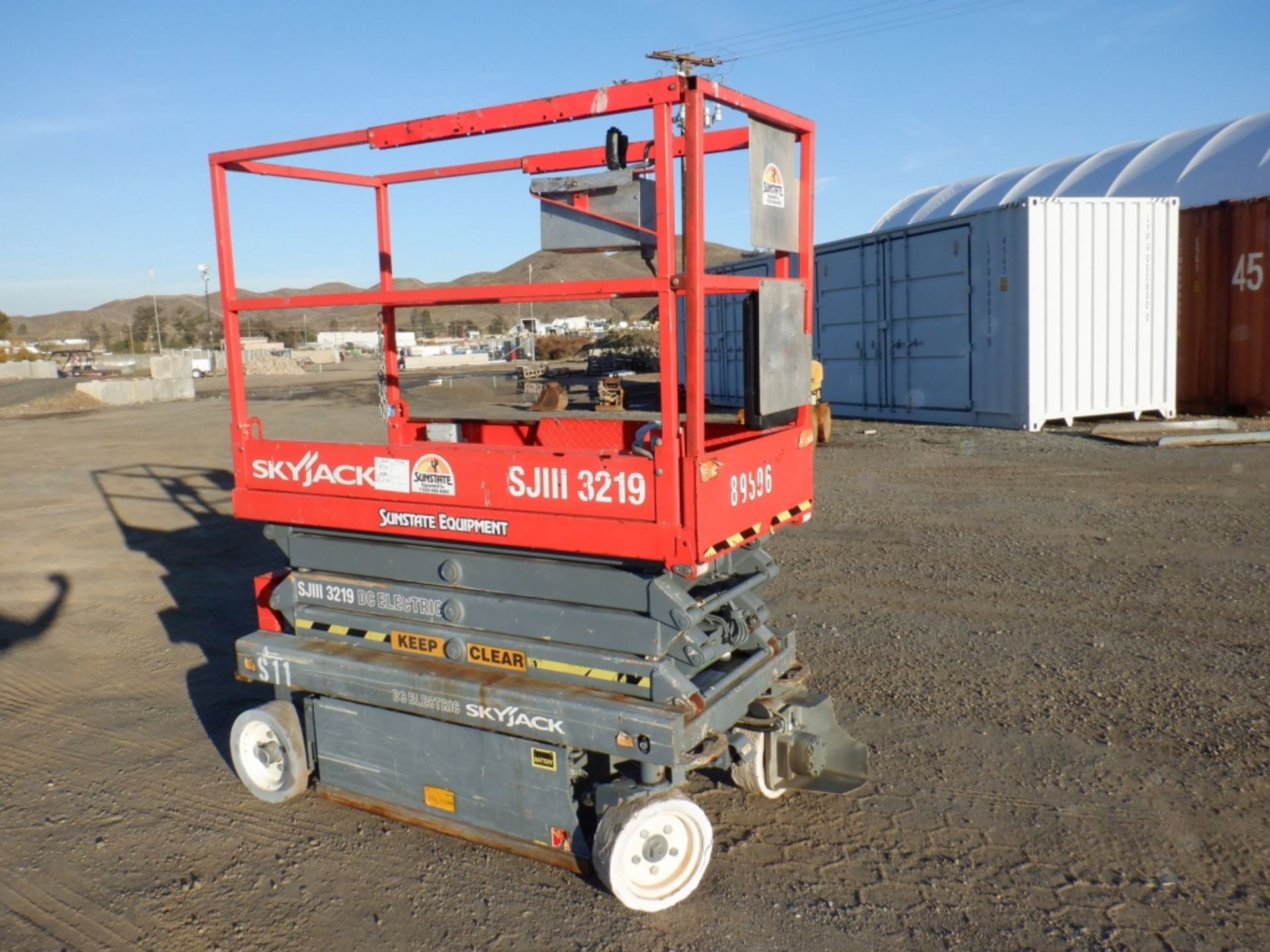 SkyJack SJIII-3219 Scissor Lift,