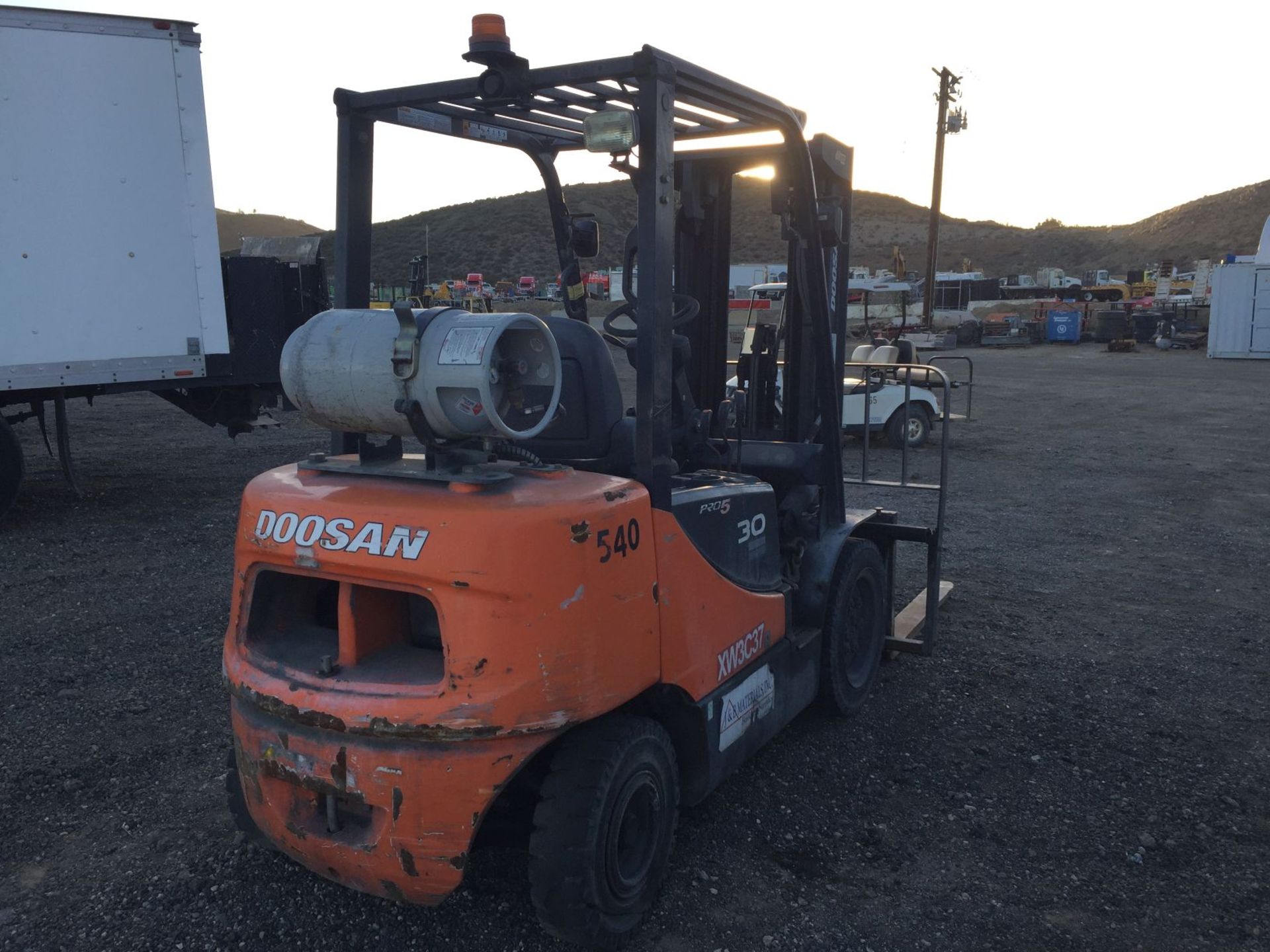 Doosan 3DI30E-5 Industrial Forklift, - Image 4 of 16