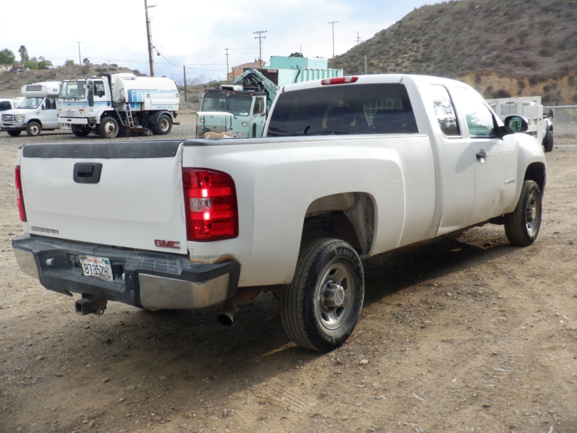 GMC 2500 HD Extended Cab Pickup, - Image 4 of 18