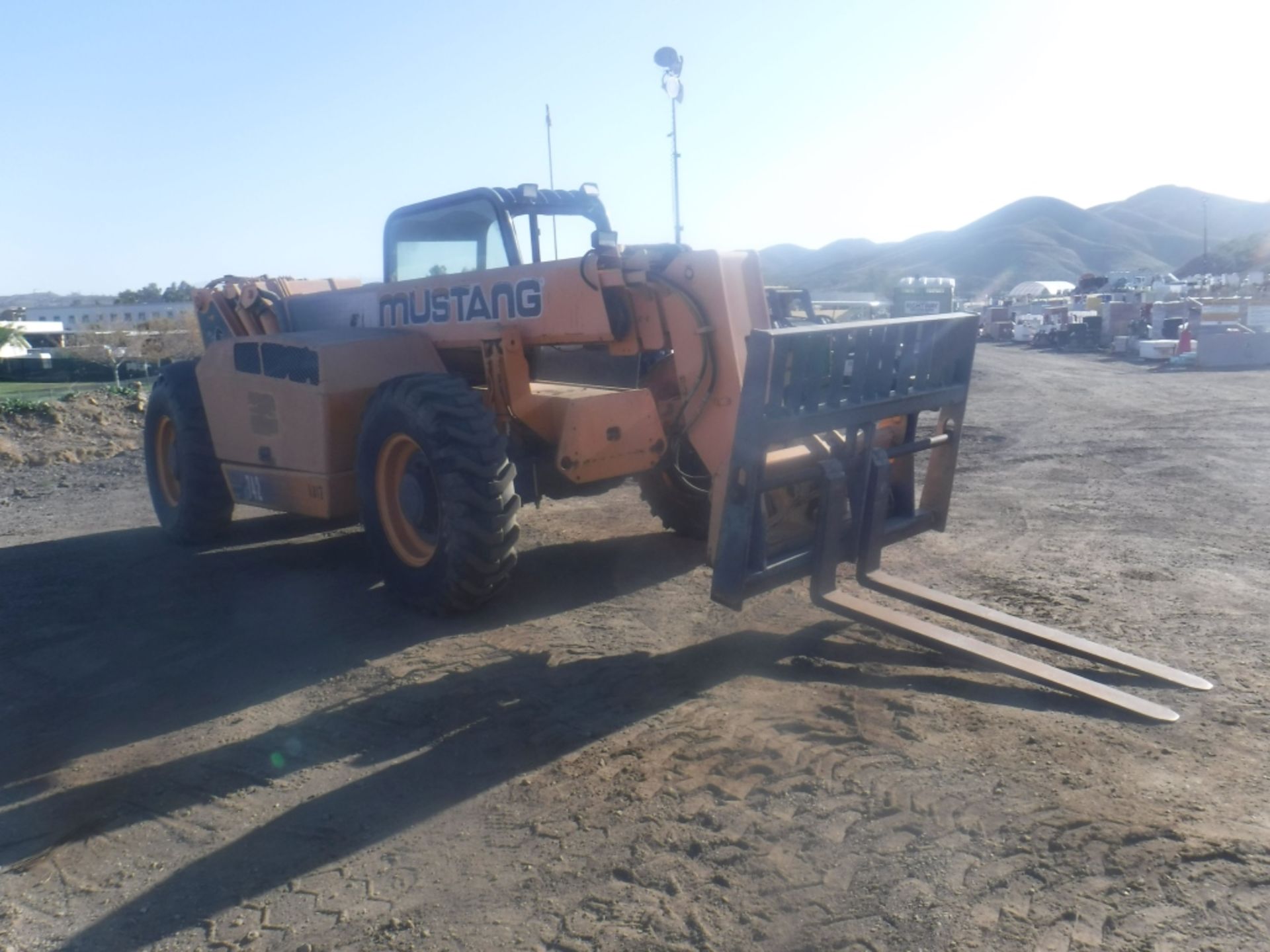 Mustang 742L Forward Reach Forklift, - Image 2 of 30