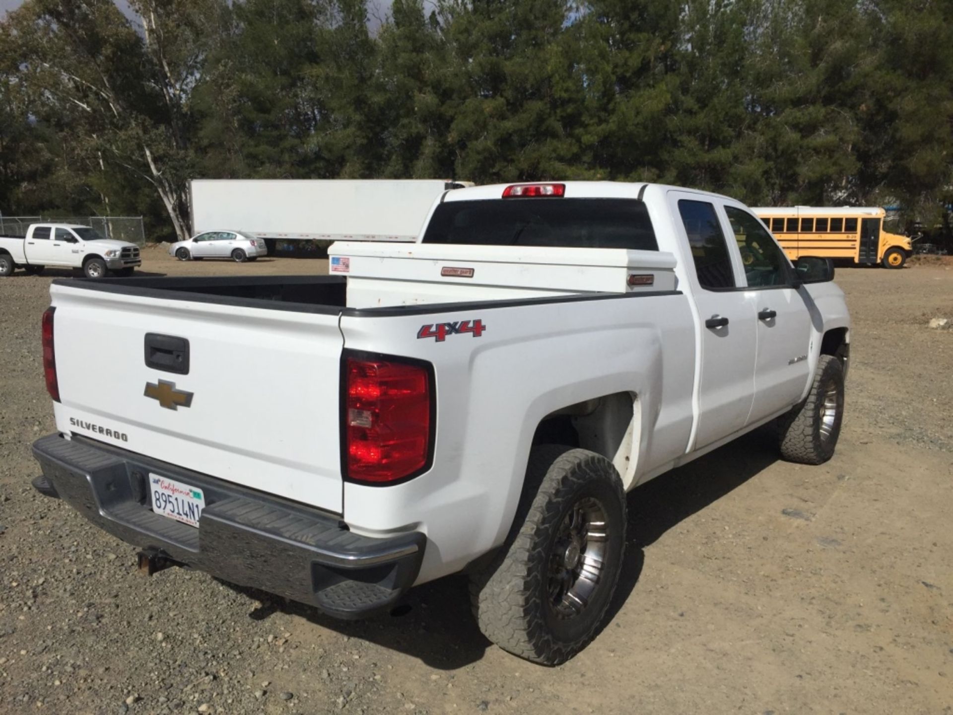 2014 Chevrolet Silverado Crew Cab Pickup, - Image 8 of 40