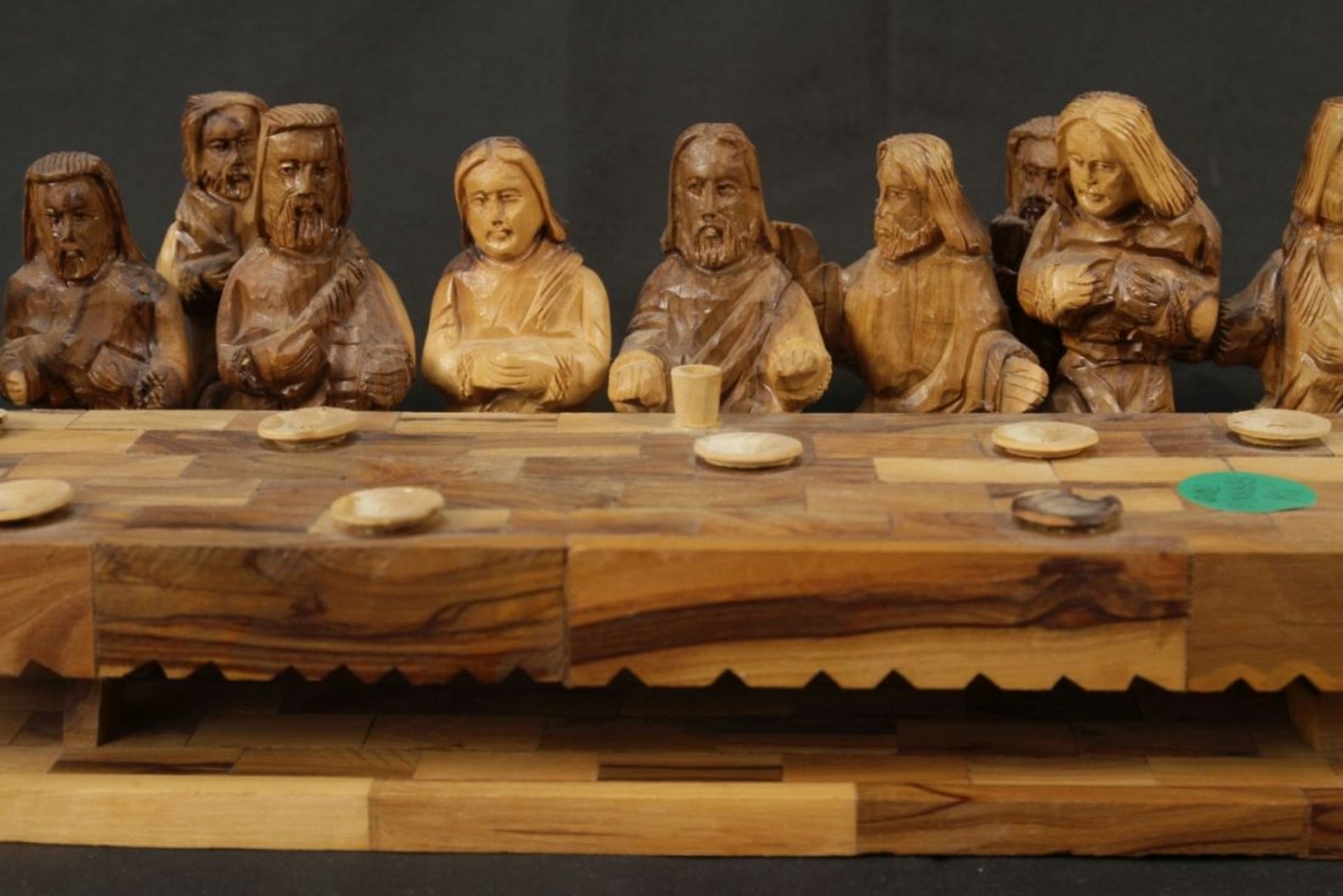 Holzschnitzarbeit Jesus mit 12 Aposteln - Bild 2 aus 4