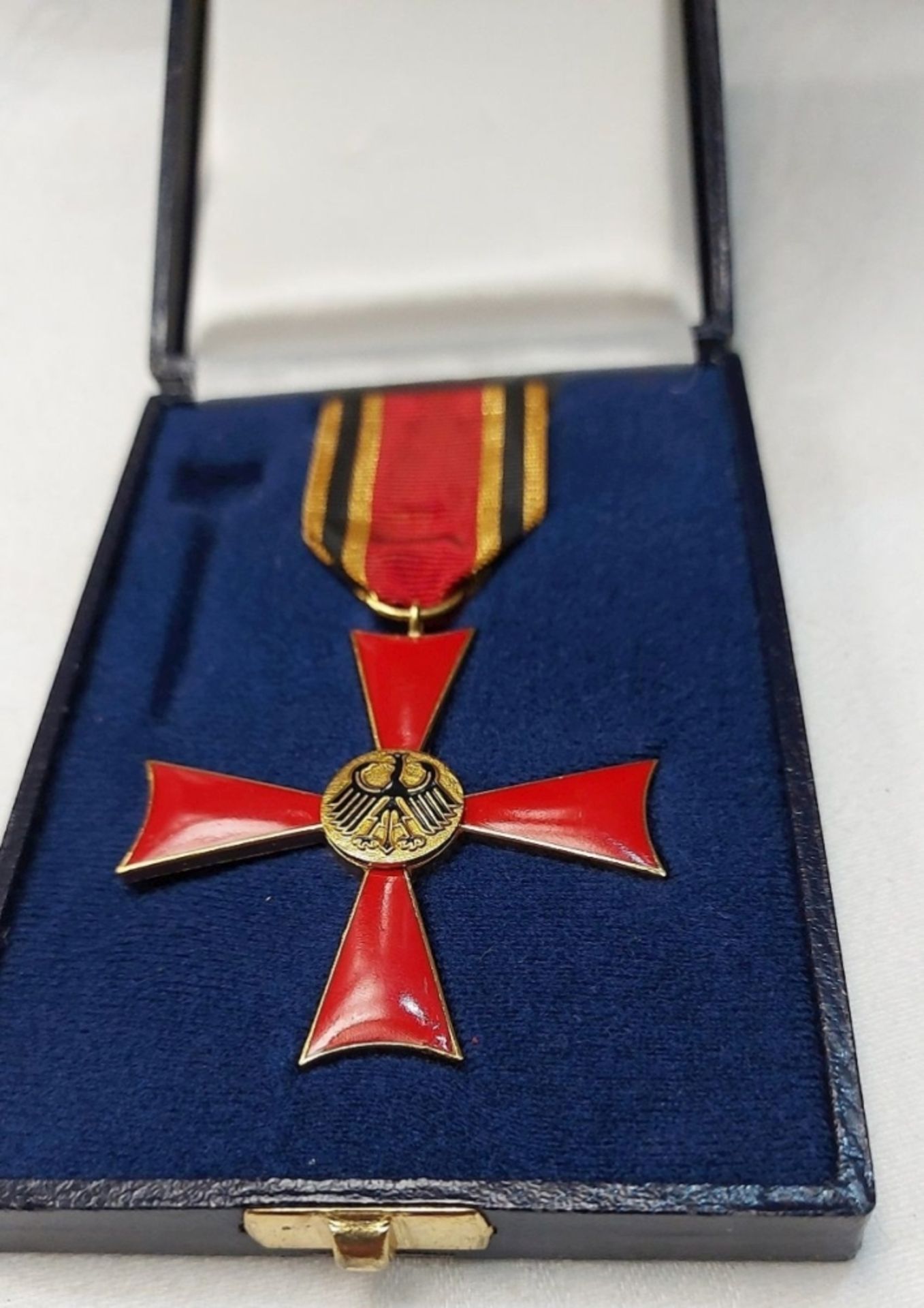 Verdienstorden der Bundesrepublik Deutschland Bundesverdienstkreuz in Original Box - Bild 3 aus 4