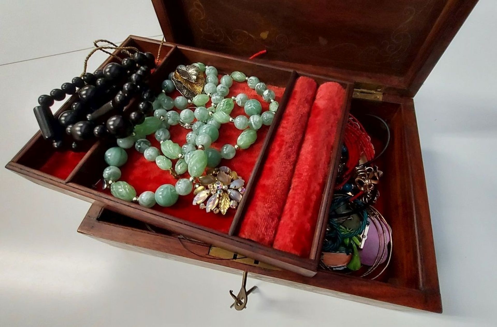 Überraschungskiste Modeschmuck - Bild 3 aus 4