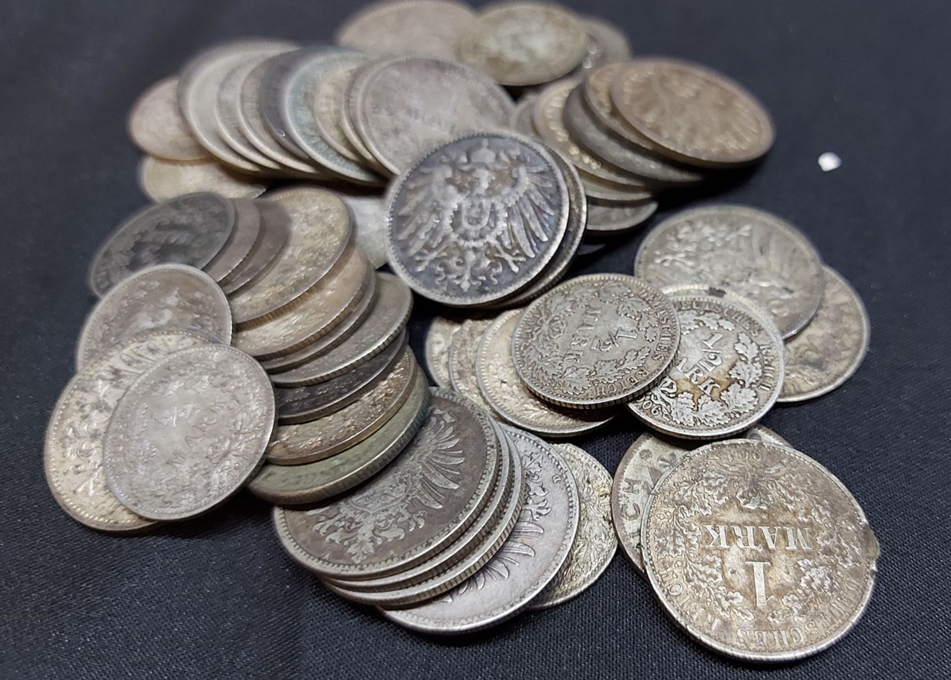Für den Tierschutzverein Gifhorn: Konvolut Alte Silbermünzen Dt. Reich, 58 Stück, ca. 235g - Bild 2 aus 4