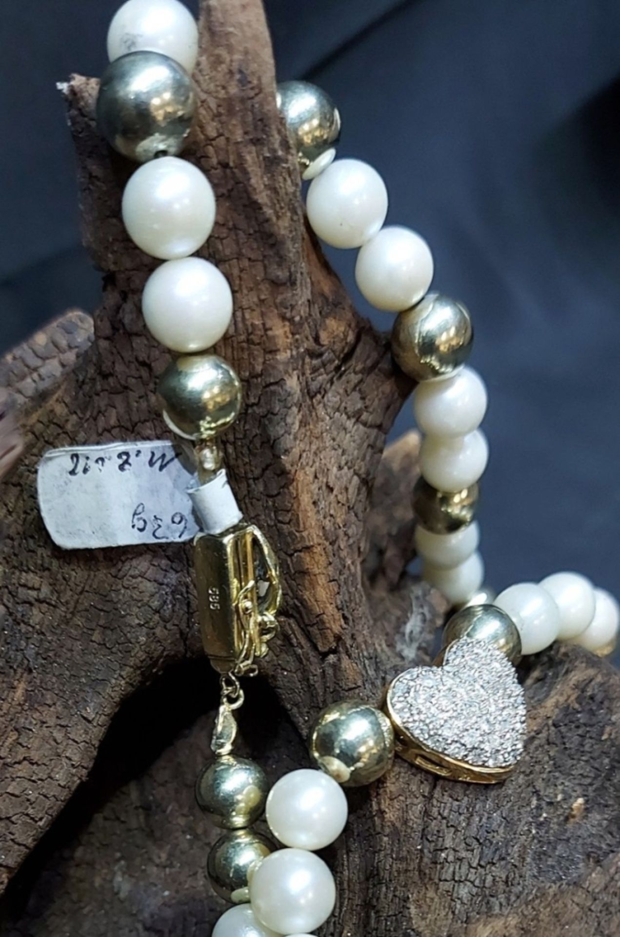 LUXUS PUR !!! Traumhaft schöne Perlenkette 3ct Brillanten mit 750er GG Herzen - Bild 3 aus 5