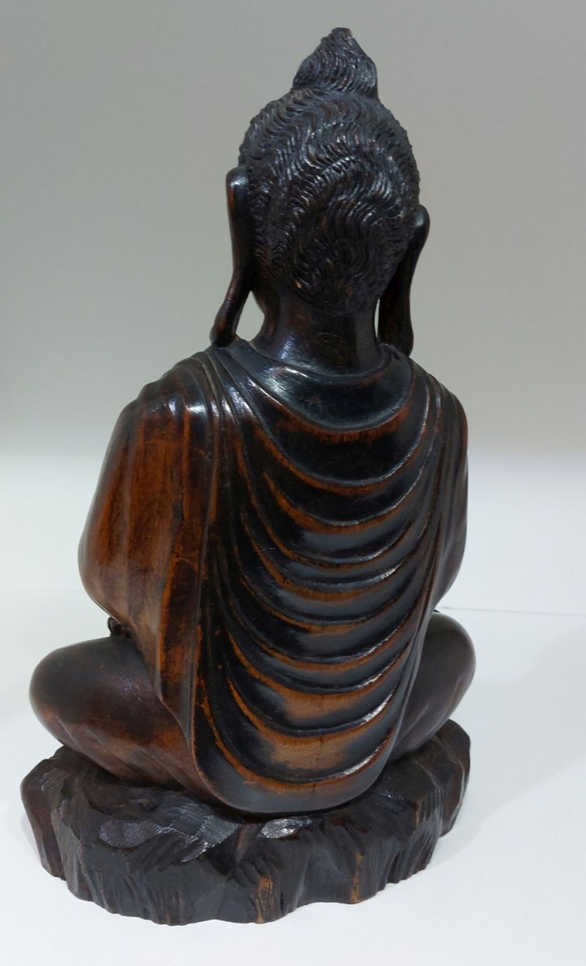 Aus Kapitänsnachlass - Alter indischer Buddha Holz handgeschnitzt - Image 3 of 3