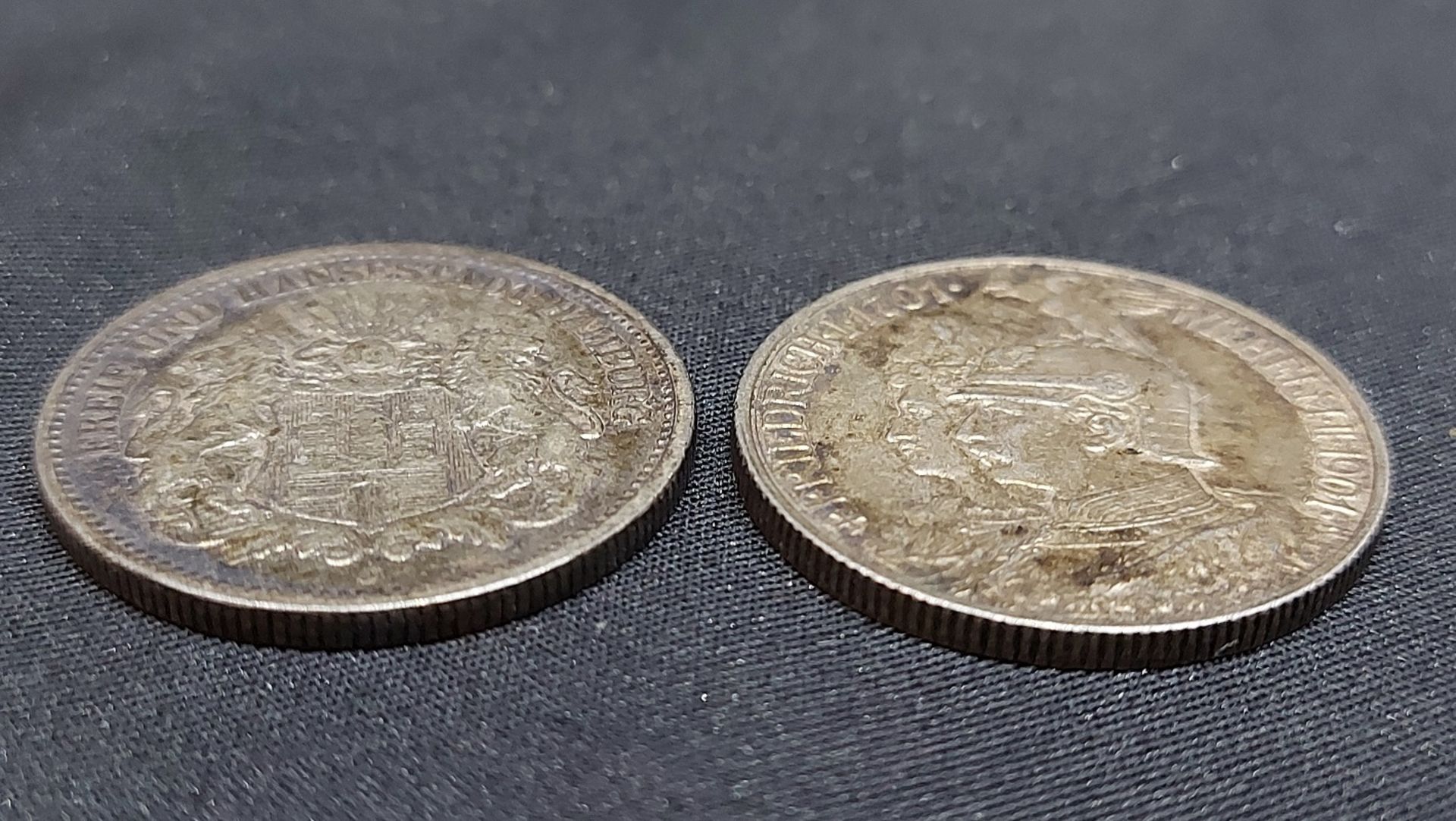 Für den Tierschutzverein 2 x 2 Mark Silbermünzen 1901/1902