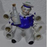 Vintage Porzellan Schnaps Flasche Seemann m. Pinnchen