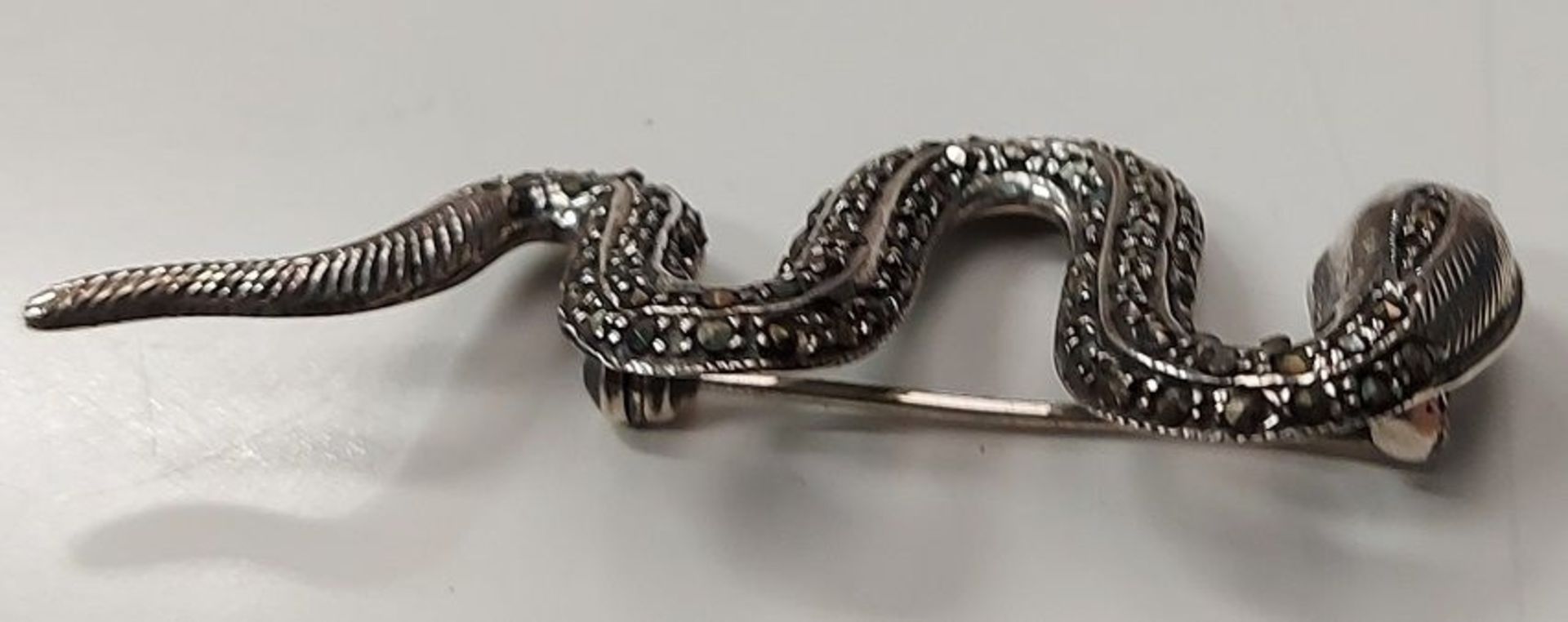 Ca. 7,8g Schöne alte Silberschlange mit Markasiten - Bild 3 aus 5