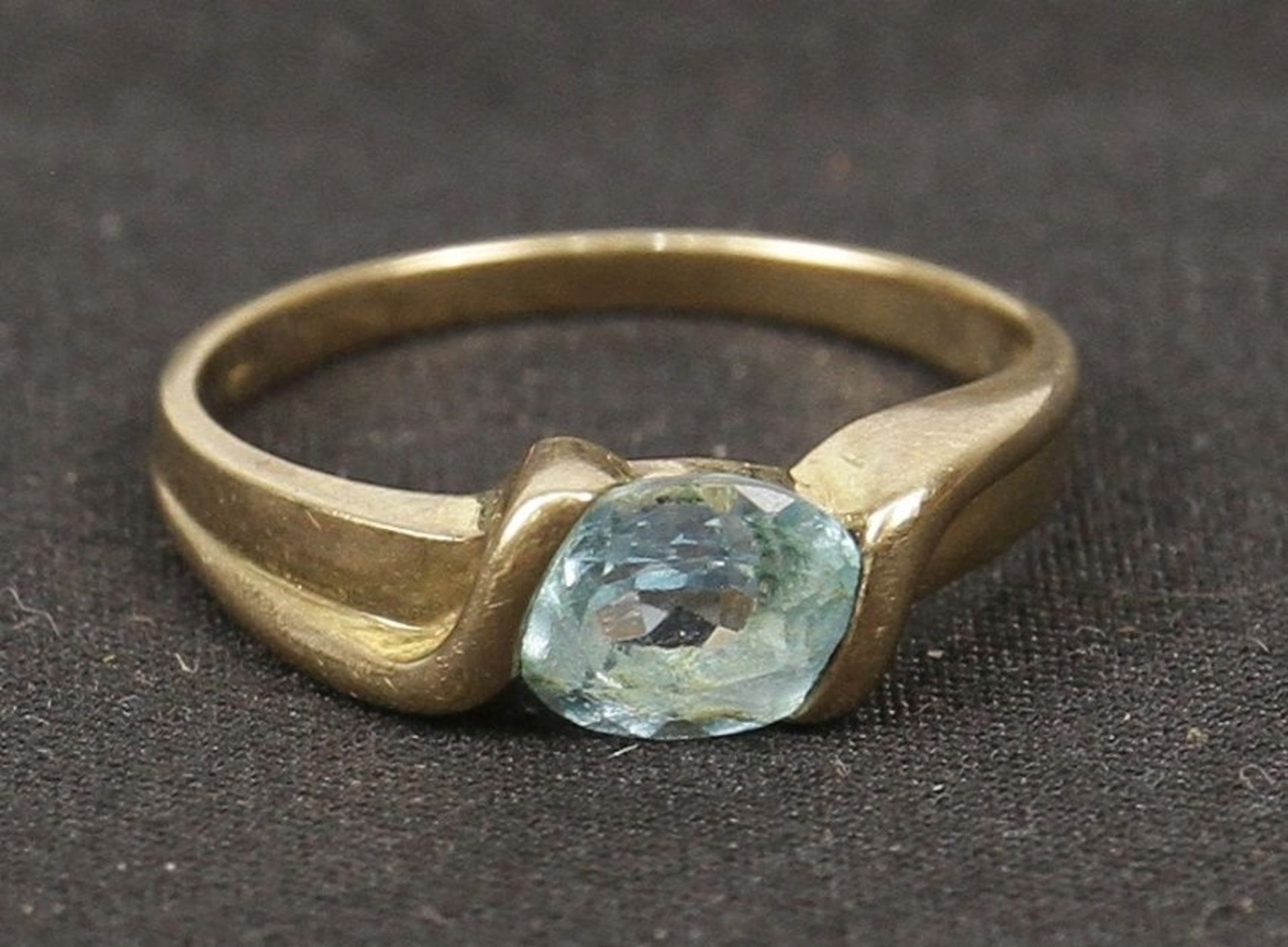 Großer Goldring Gr. 60 DAU Damenring mit schönem blauen Stein ca. 3g