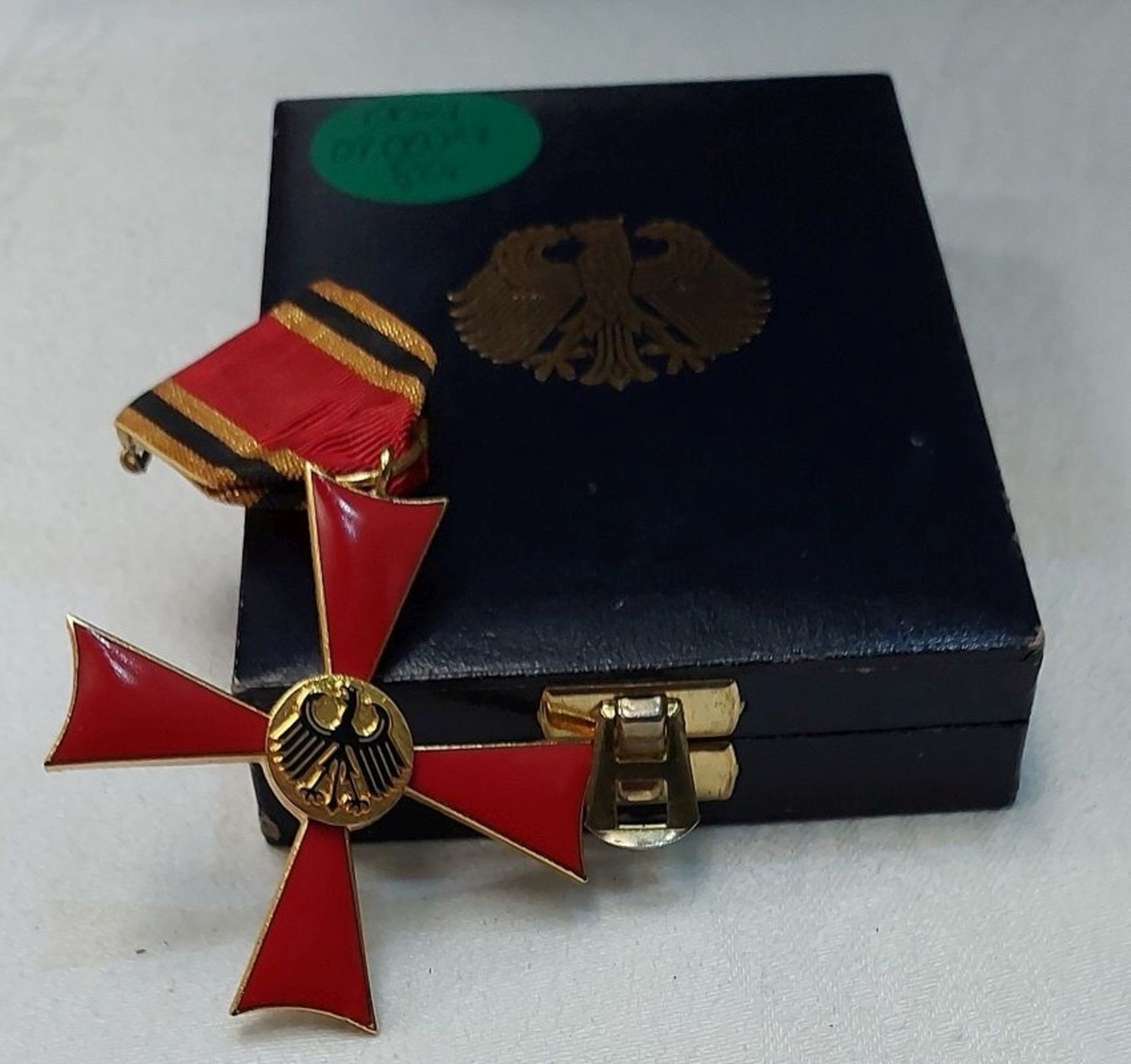 Verdienstorden der Bundesrepublik Deutschland Bundesverdienstkreuz in Original Box - Bild 2 aus 4