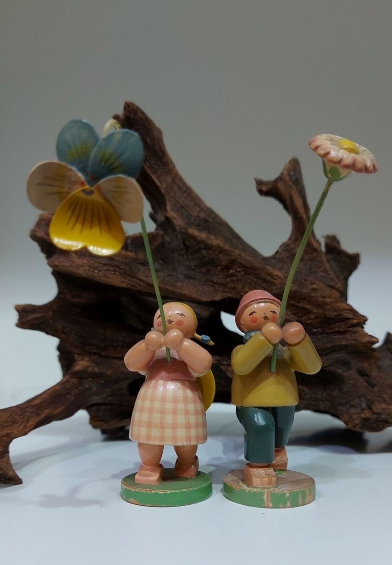 Zwei zauberhafte alte Blumenkinder Wendt & Kühn Mädchen & Junge - Bild 4 aus 8