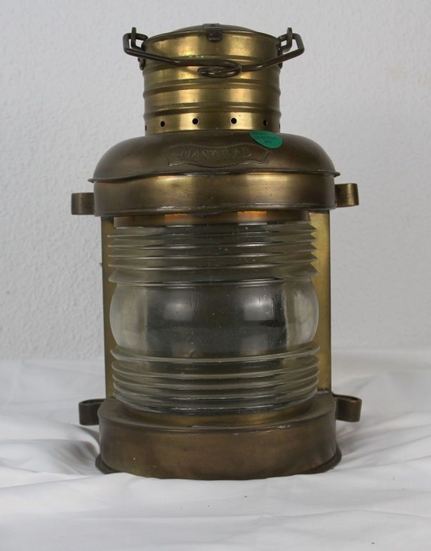 Aus Kapitänsnachlass - alte maritime Messinglampe H 44cm