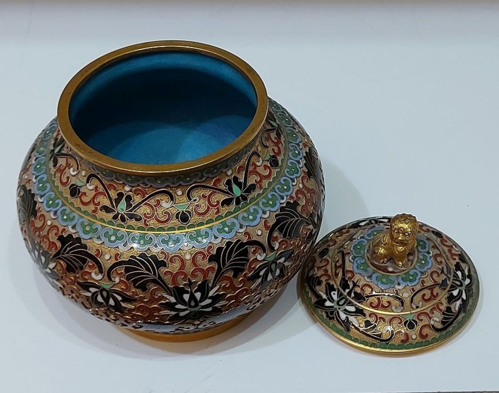 Alte chin. Cloisonne Deckeldose Löwenknauf - Bild 3 aus 6