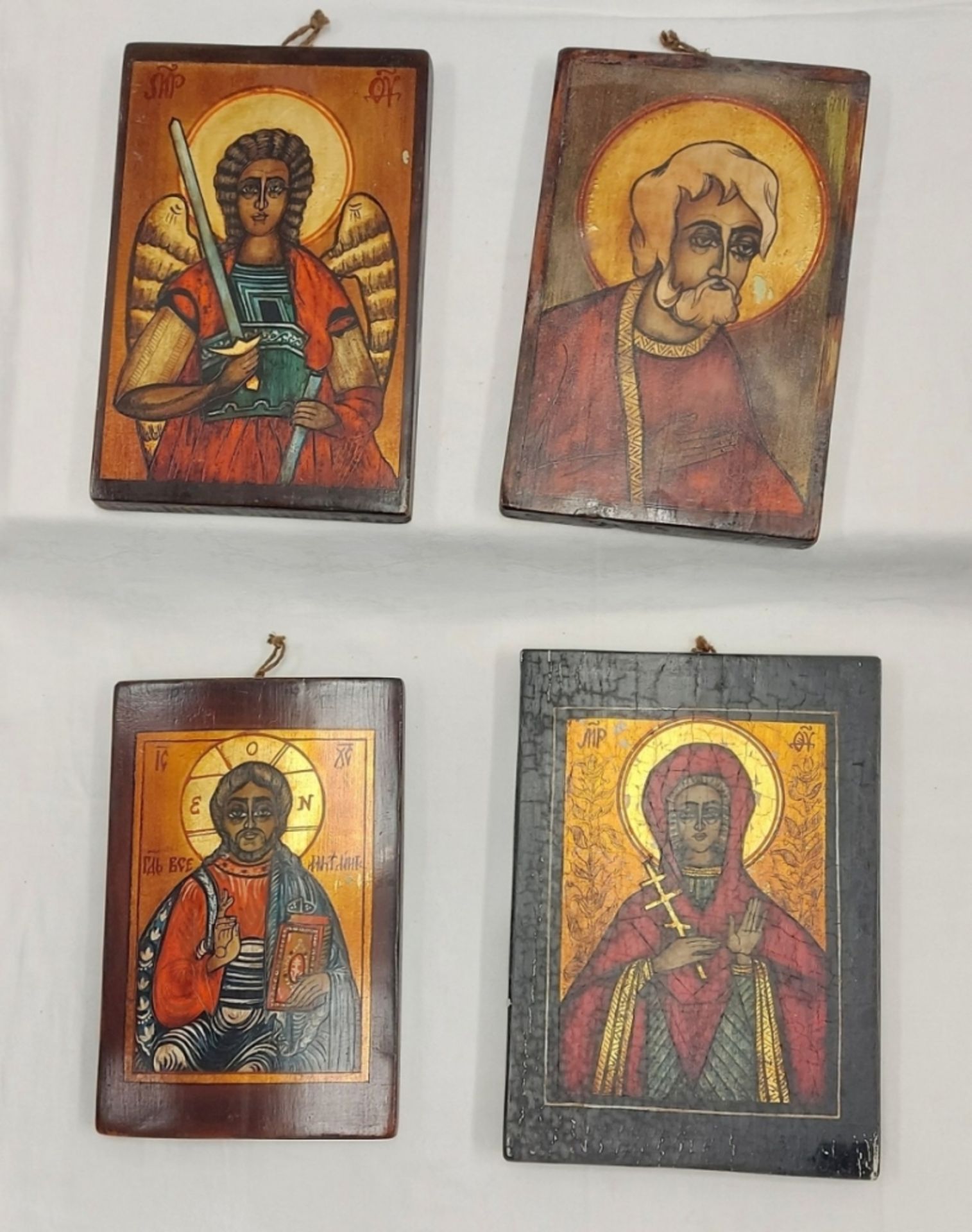 4 alte Ikonen Bilder auf Holz u.a. Jesus, Erzengel Michael, St. Petrus, Barmherzige Paraschiva (30x2