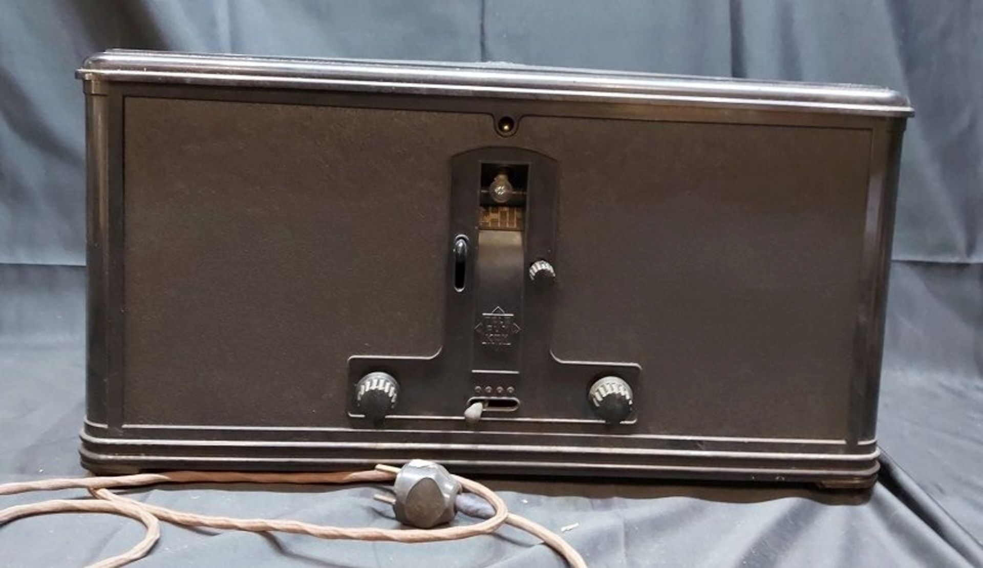 Antikes TELEFUNKEN Lumophon Röhrenradio WD 40G Bakelitgehäuse - Bild 4 aus 5