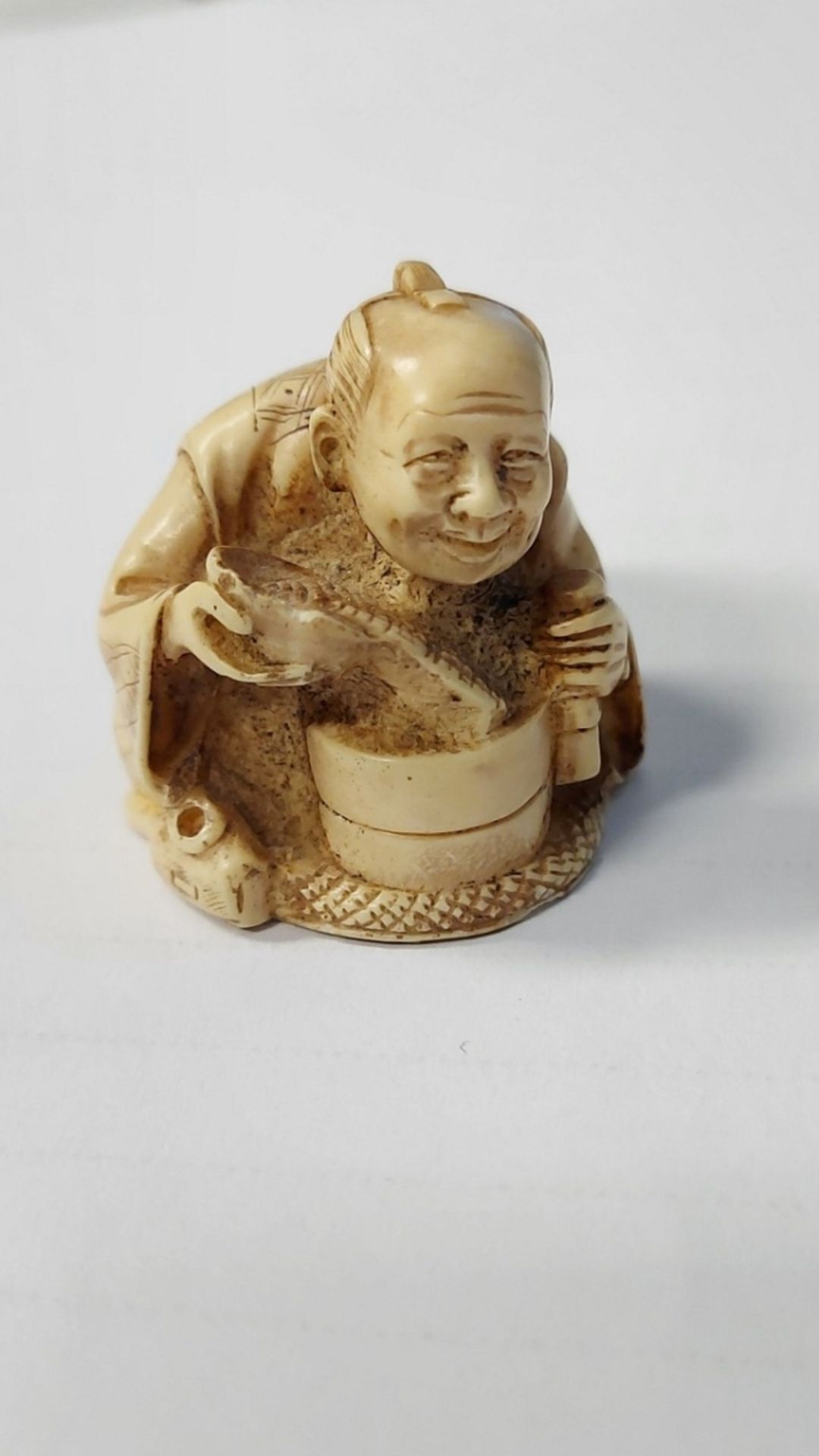 Kleine Katabori Netsuke Figur ca.  3,5cm