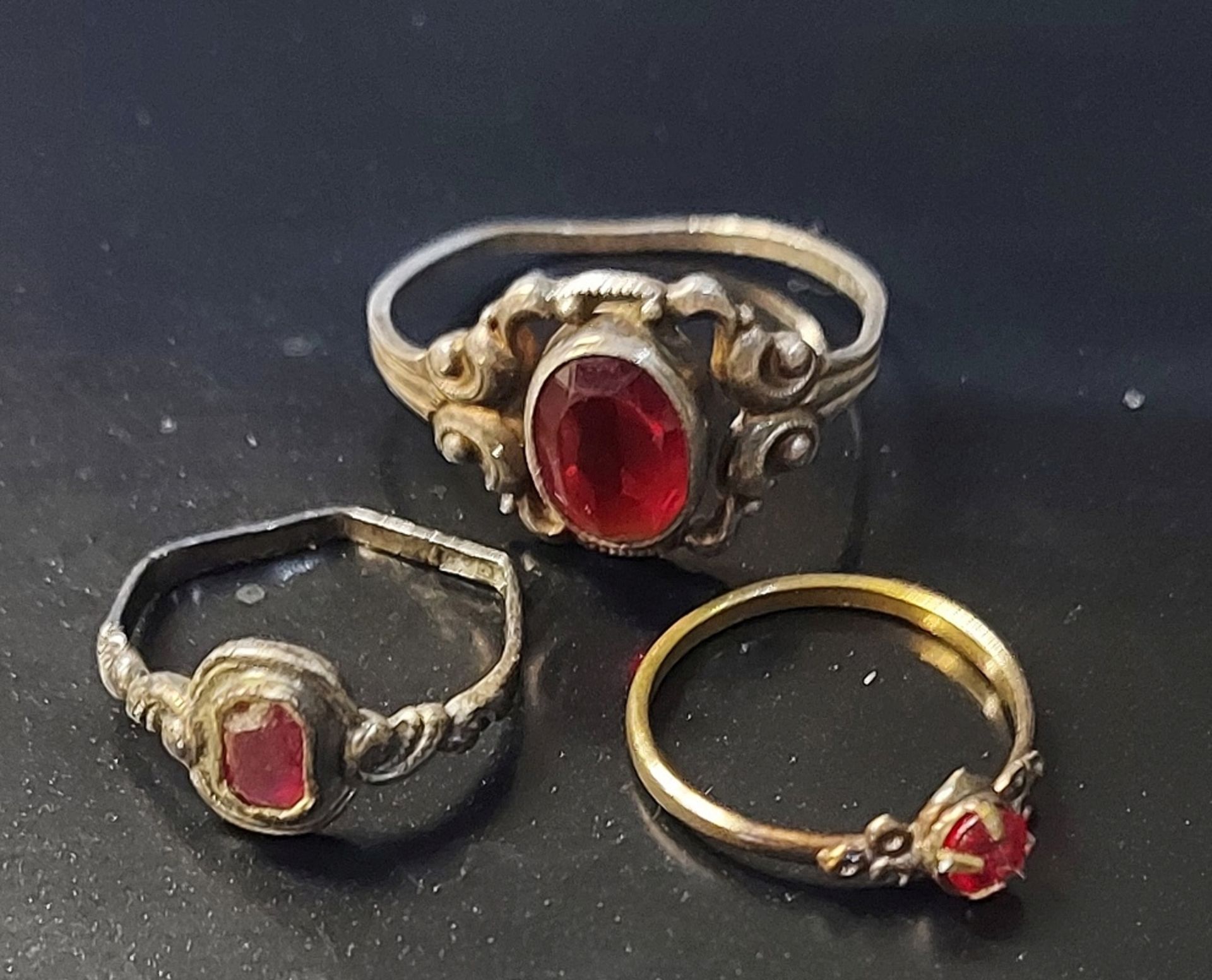 3 zauberhafte alte Ringe u.a. Silberringe 925 - Bild 3 aus 7