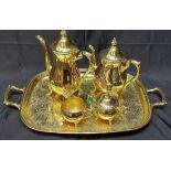 Aus Kapitänsnachlass - Imposanter Kaffee/Teekern incl. Tablett vergoldet 18k Oman