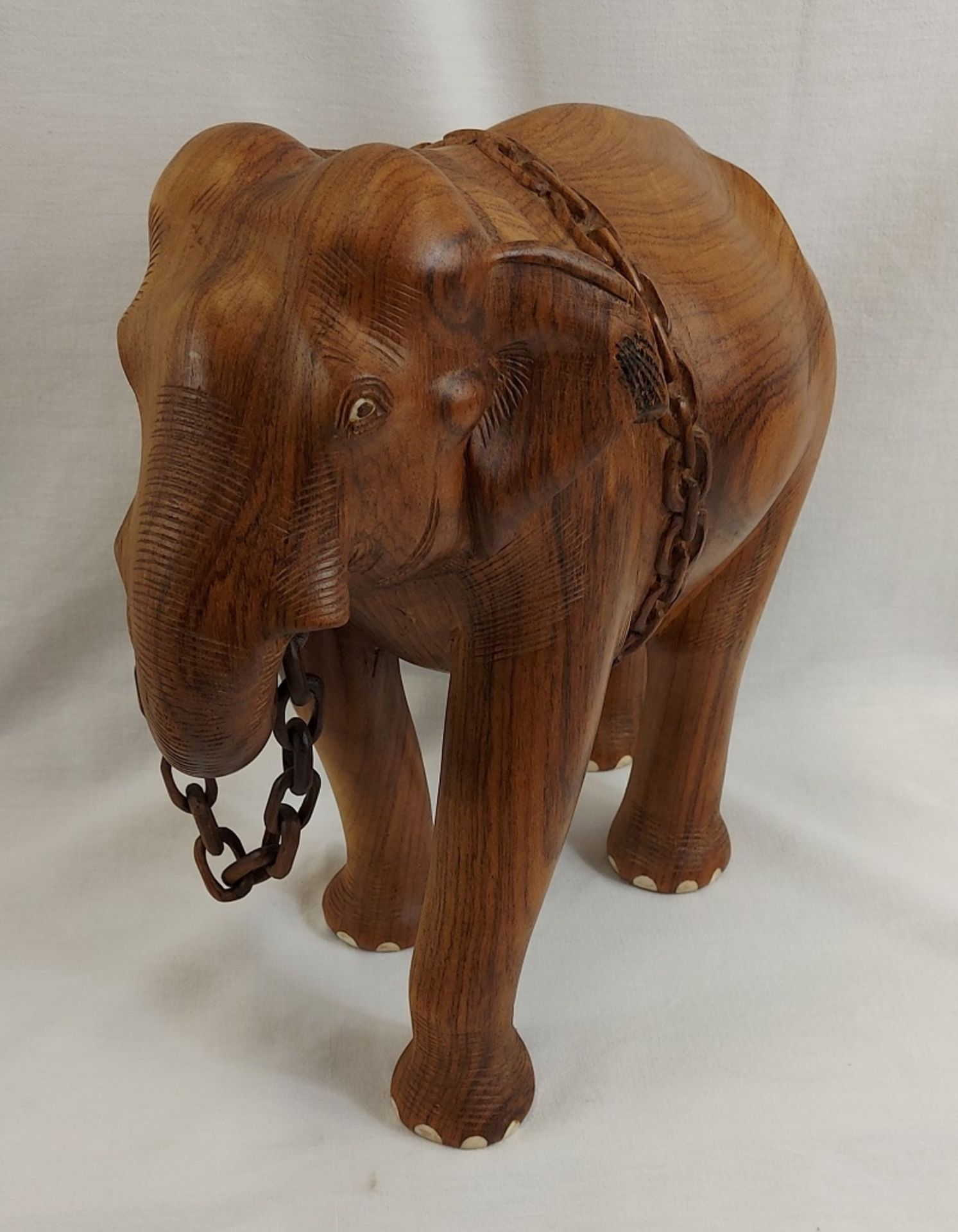 Imposanter schwerer XL Holz Elefant mit Kette, Höhe ca. 38cm - Bild 16 aus 16