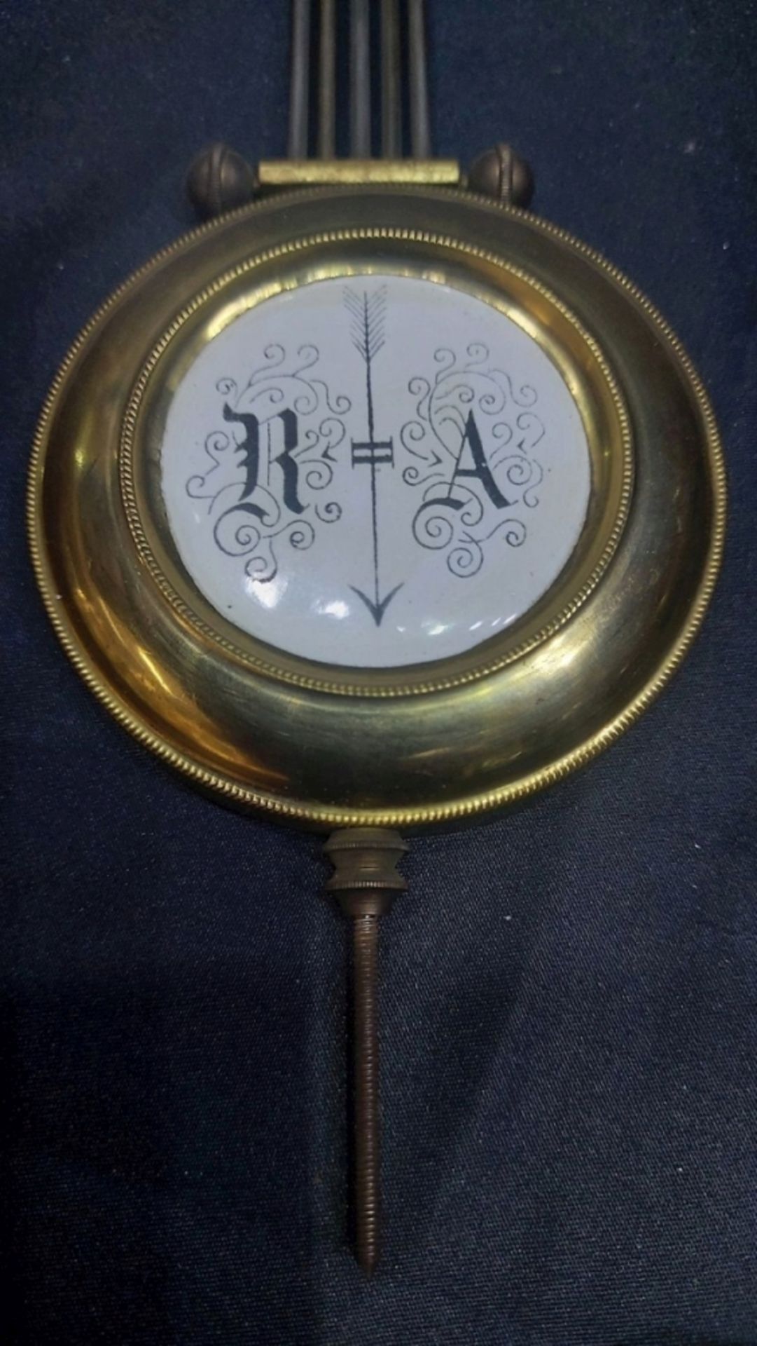 Für den Tierschutzverein Gifhorn: Sensationelle antike Wanduhr Regulator von C. Pardölk Salzwedel - Bild 9 aus 10