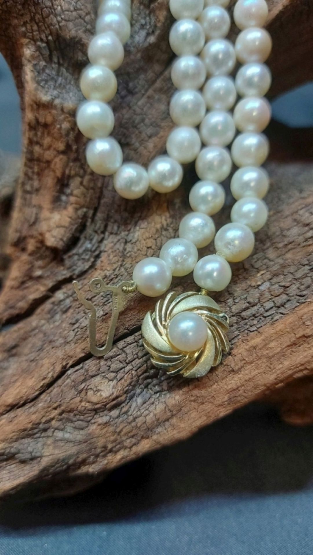 Schöne Perlenkette auf elastischem Band mit Goldanhänger 585 GG - Bild 3 aus 5