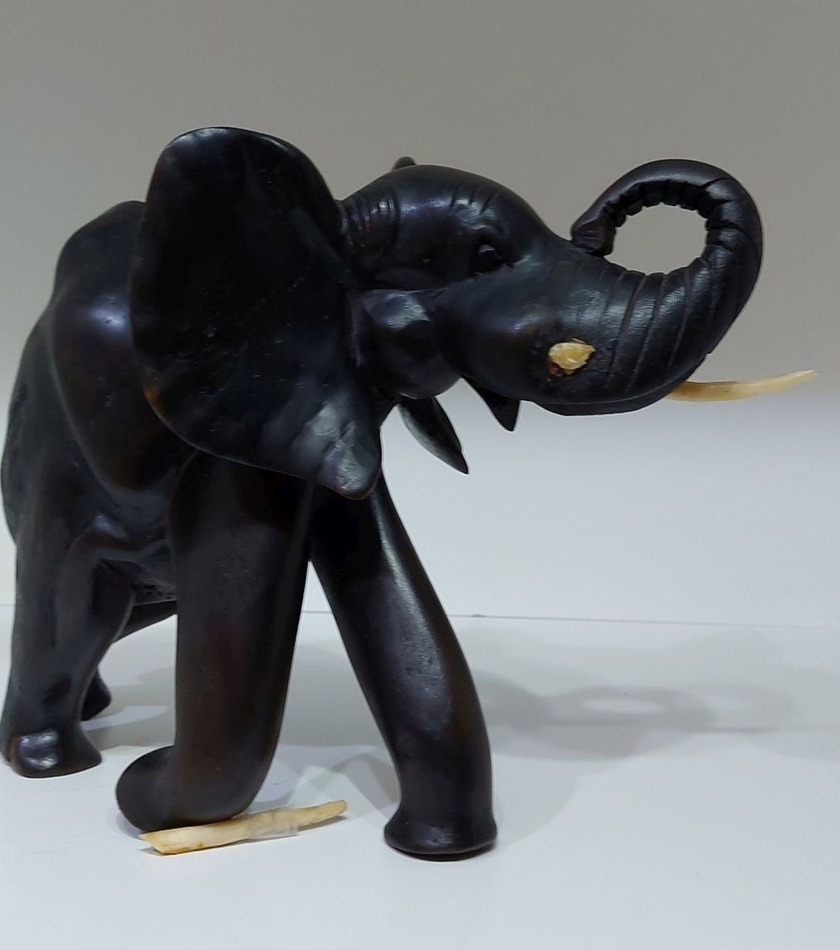 Aus Kapitänsnachlass: XL Teakholz Elefant Glückselefant - Image 3 of 10