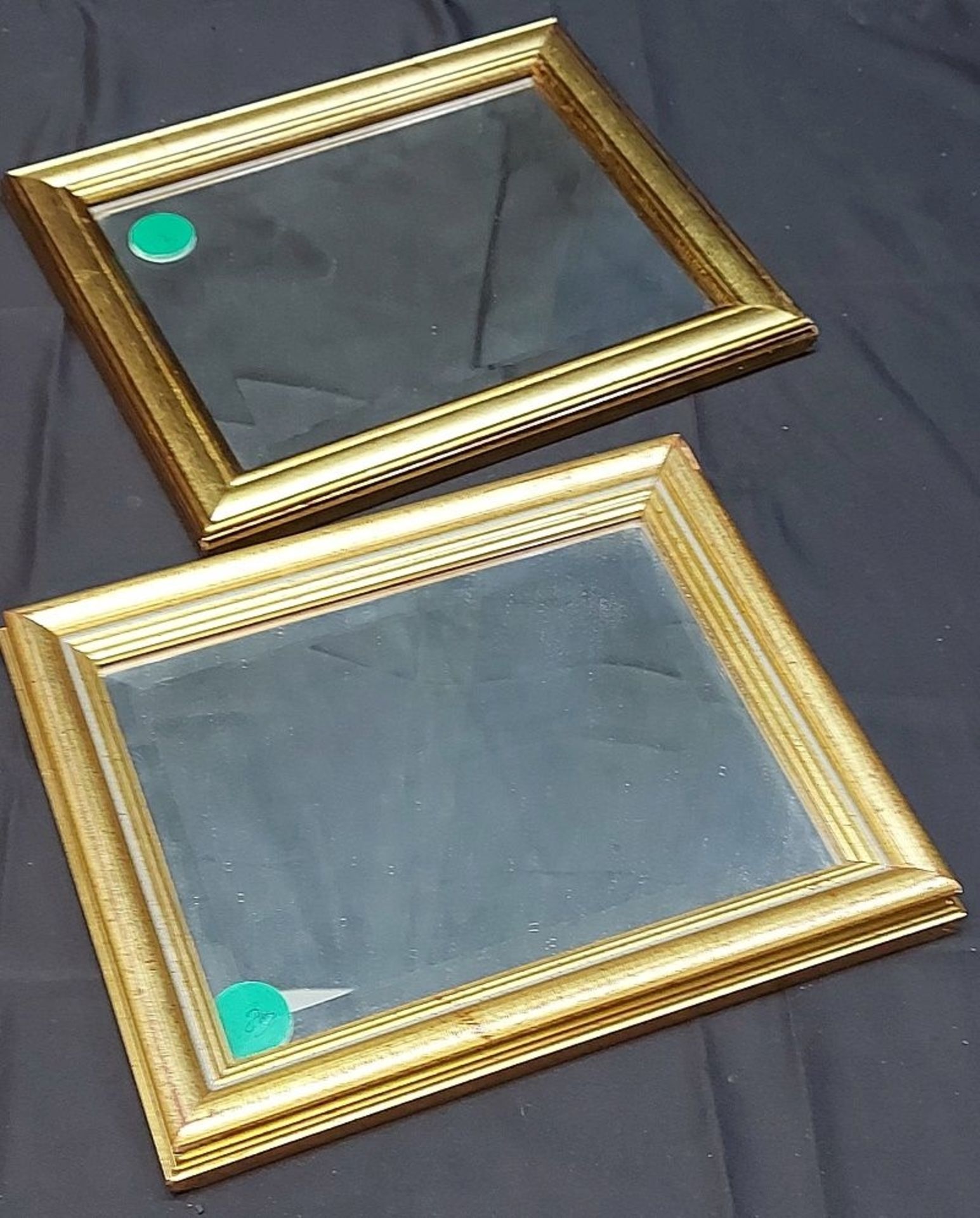 1 Paar gerahmte Spiegel schlichter Goldrahmen 30x25cm - Bild 3 aus 3