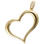 18K. Yellow gold heart-shaped Piaget pendant set with approx. 0.08 ct. diamond.