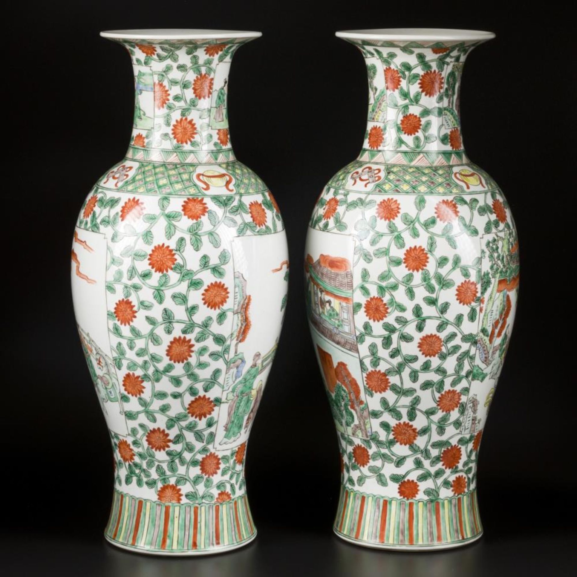 A set of (2) Wucai style porcelain baluster vases (transition-style), China, 20th century. - Image 5 of 8