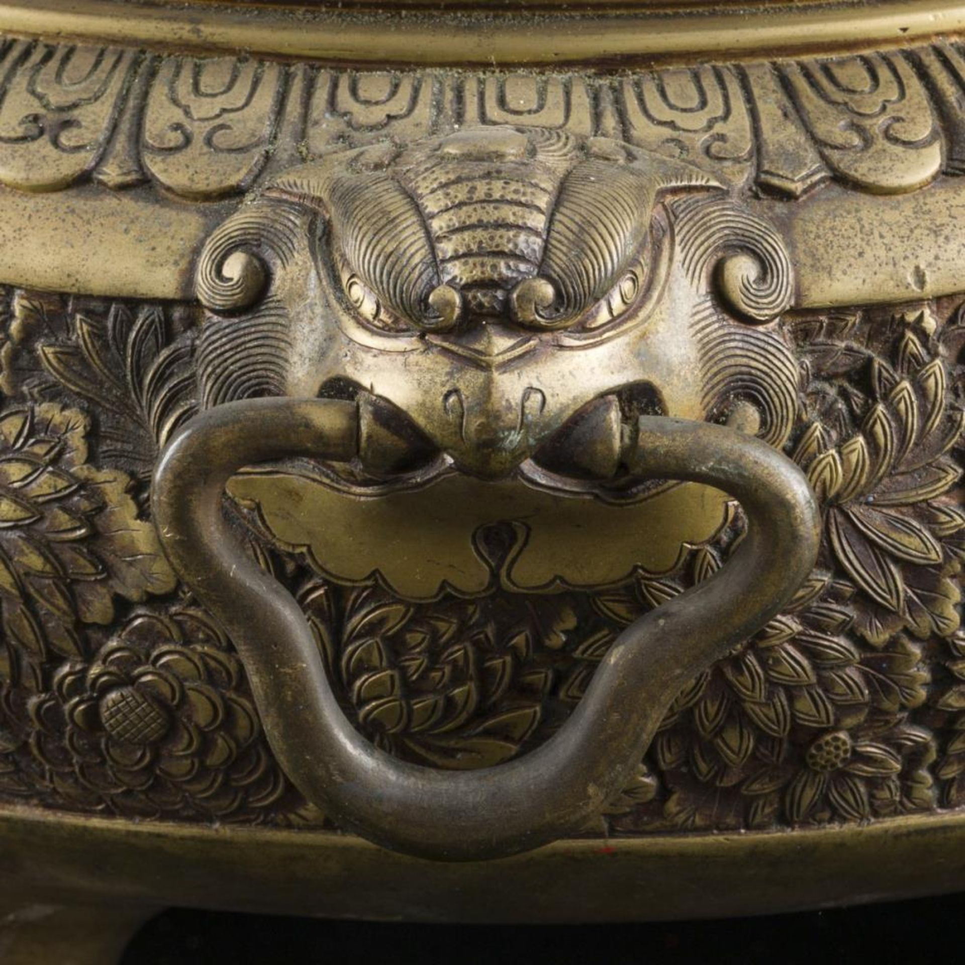 A bronze part of an incence burner, Koro, China, 20th century. - Image 2 of 5